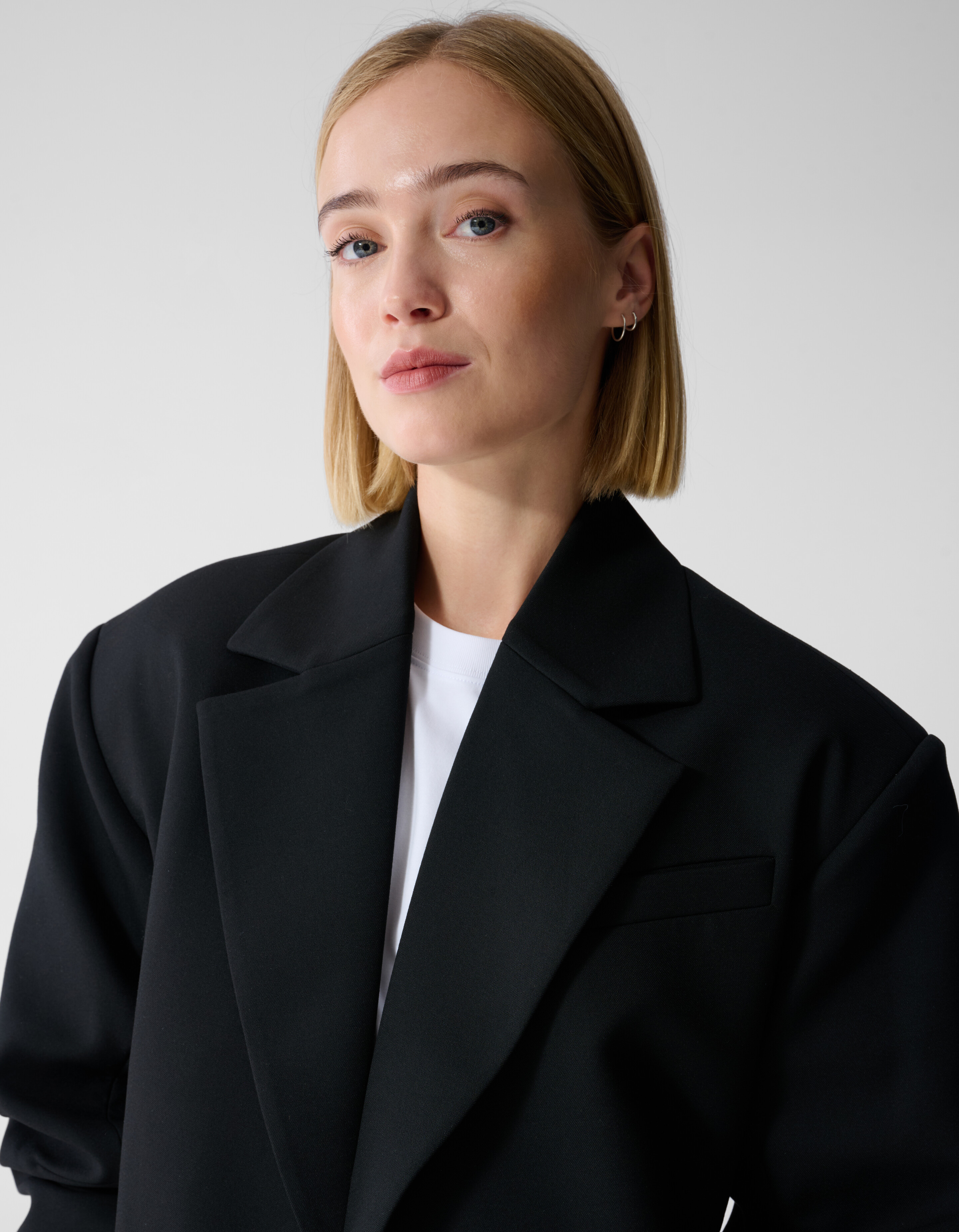Oversized Shoulder Blazer Schwarz By Lonneke SHOEBY WOMEN