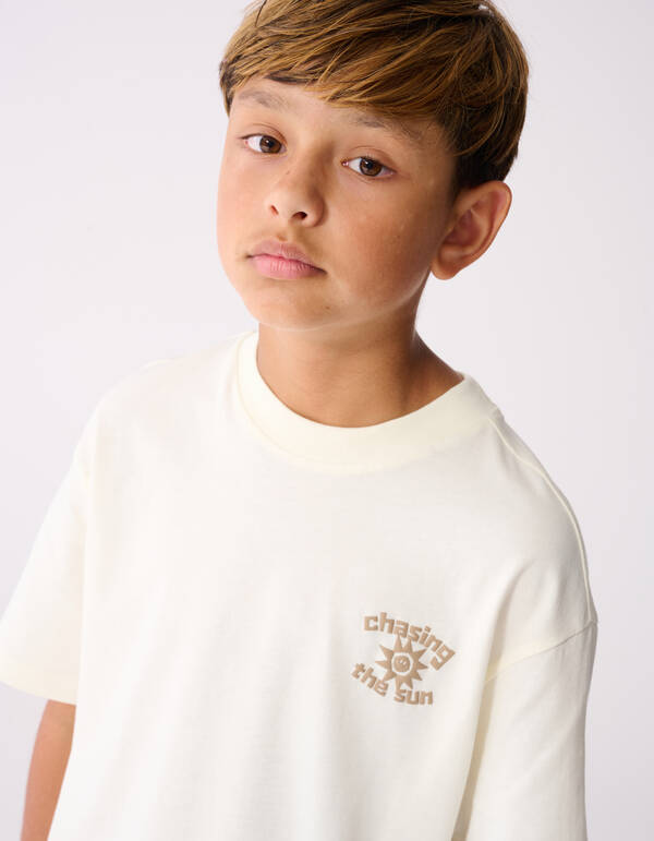 Chasing Artwork T-Shirt in gebrochenem Wei&szlig; SHOEBY BOYS