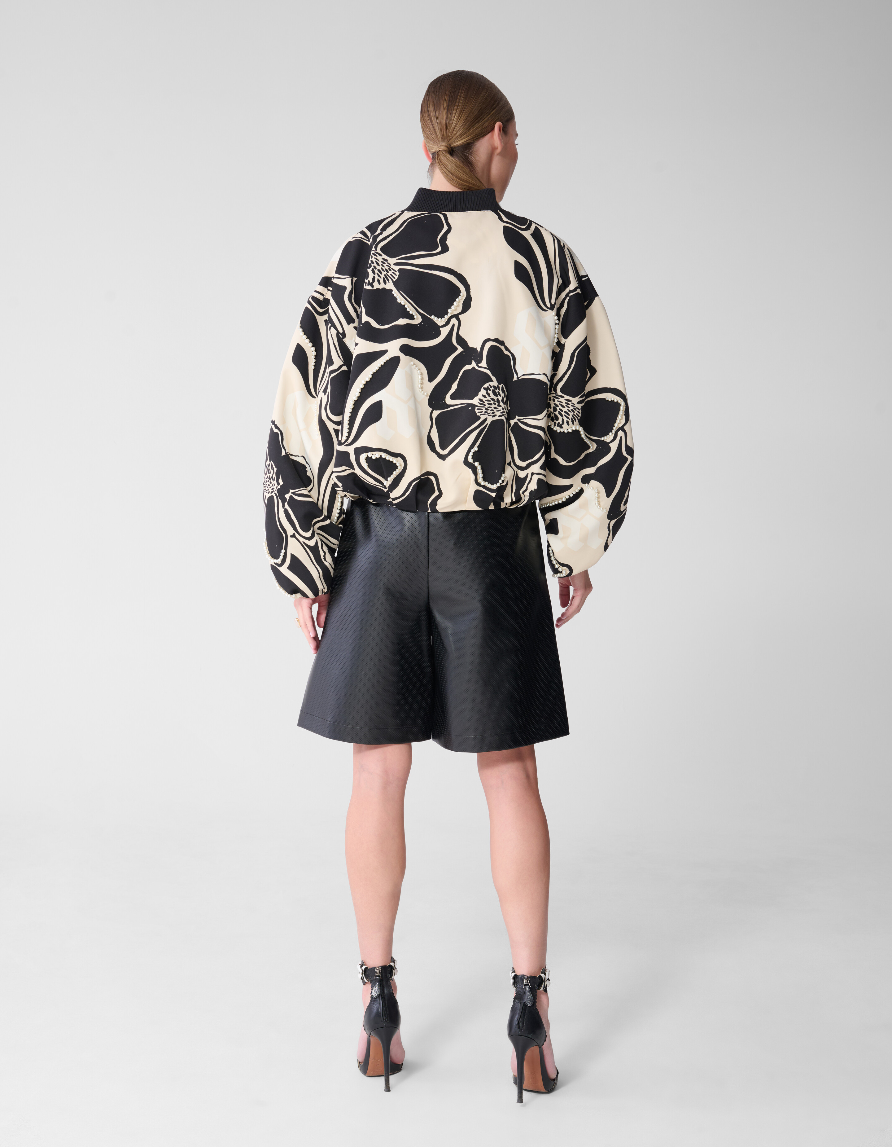 Verzierte Bomberjacke Wei&szlig;/Schwarz von Mieke SHOEBY WOMEN