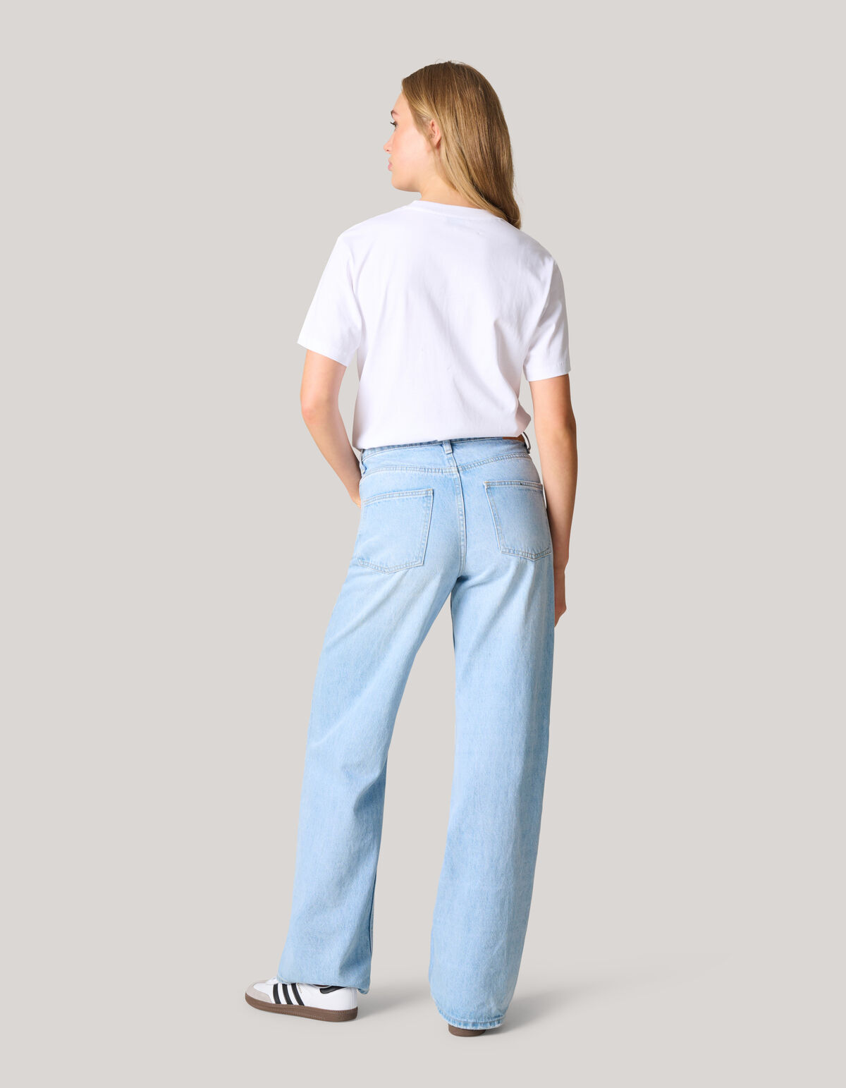 Basic T-Shirt SHOEBY WOMEN