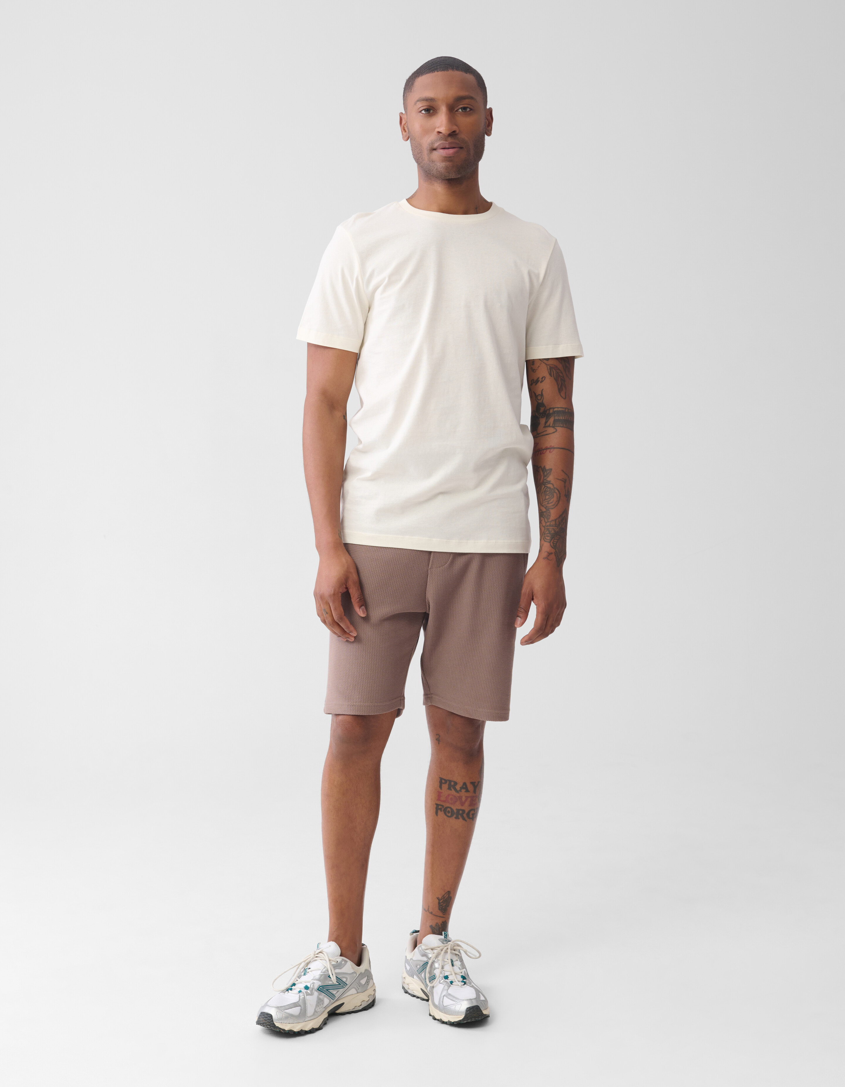 Urban Artwork T-shirt Off White SHOEBY MEN