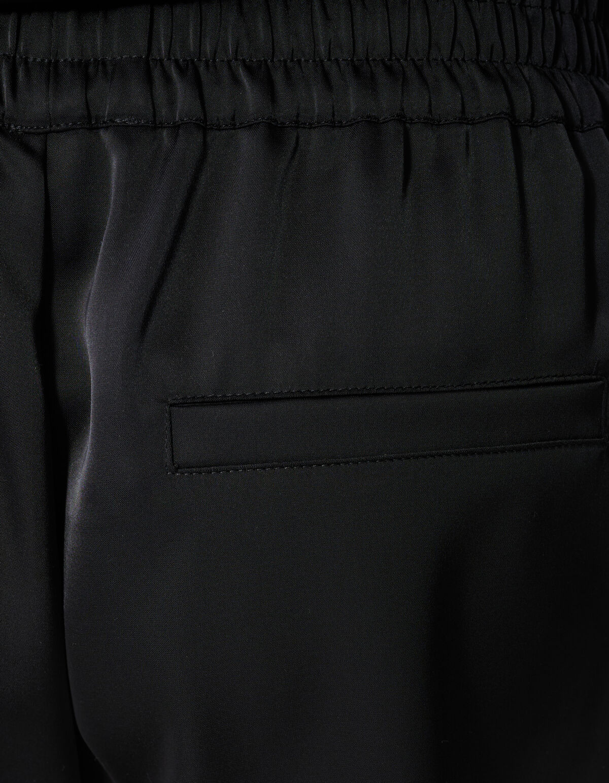 Satin Shorts Schwarz von Monica SHOEBY WOMEN