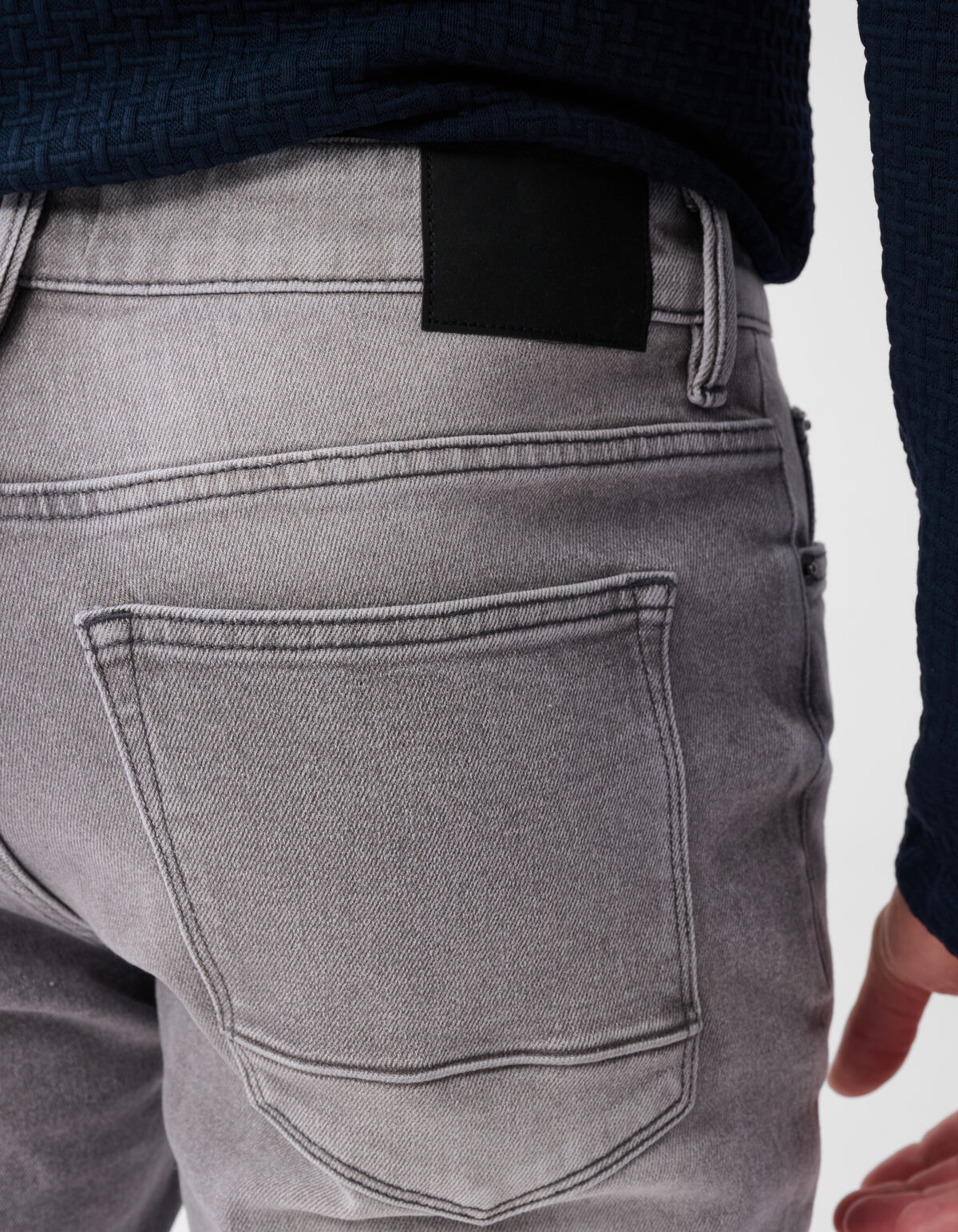 Straight Fit Jeans Grau L32 SHOEBY MEN