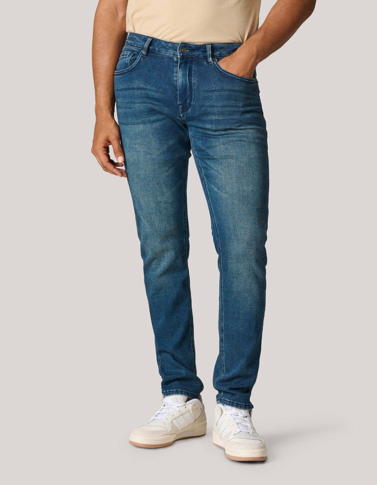 Dunkle Slim Jeans L&auml;nge 34 SHOEBY MEN