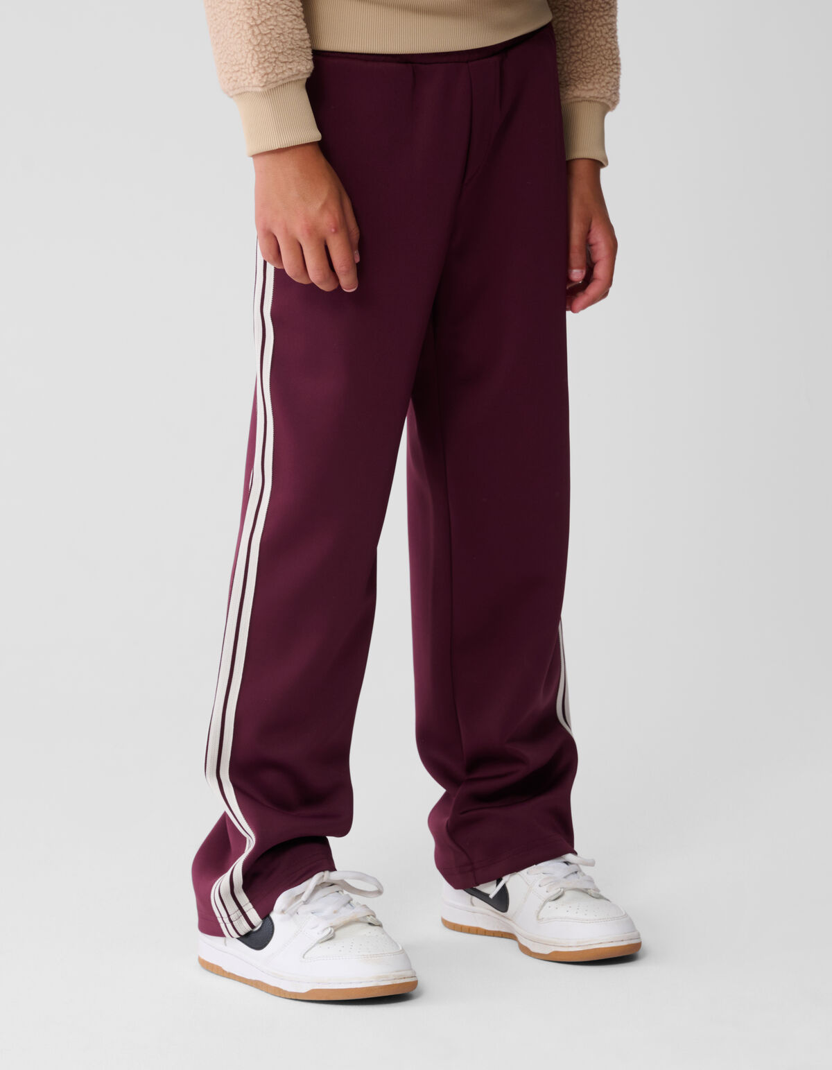 Sportliche Wide Leg Hose Dunkelrot SHOEBY BOYS