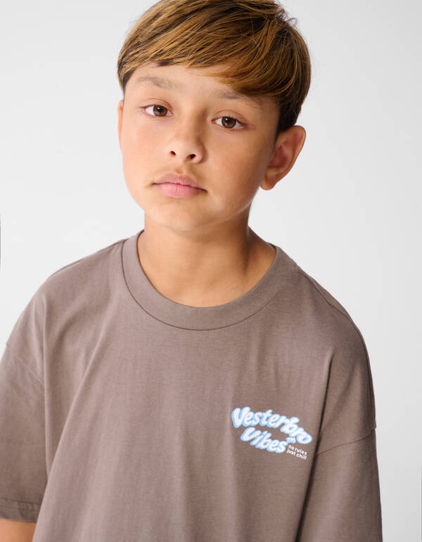 Vibes Artwork T-Shirt Braun SHOEBY BOYS