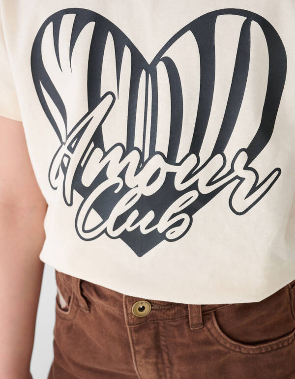 Heart Club Artwork T-Shirt in gebrochenem Wei&szlig; SHOEBY GIRLS