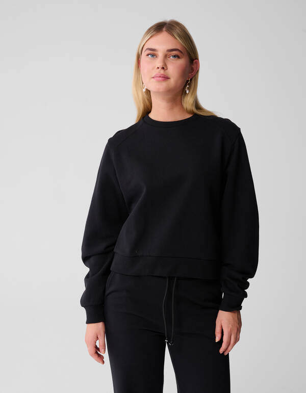 Pullover mit gro&szlig;en Schultern in Schwarz SHOEBY WOMEN