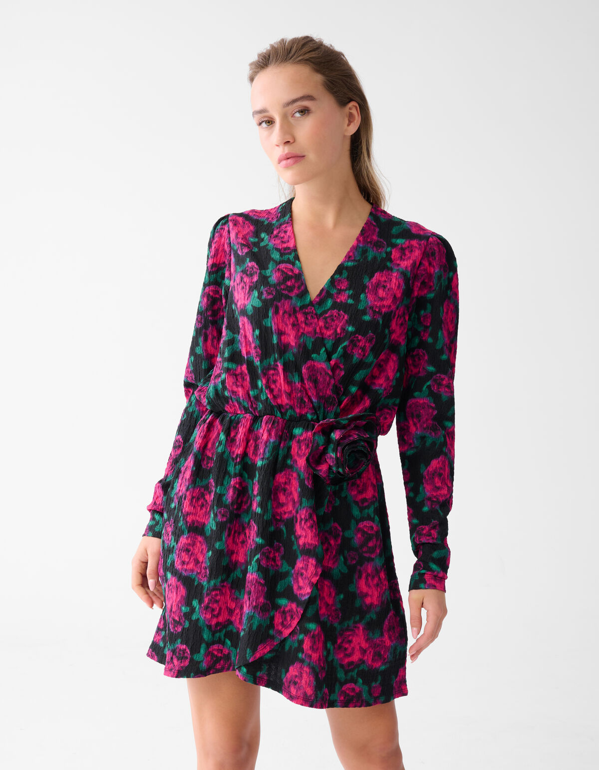 Bedrucktes Crinkle-Kleid Schwarz SHOEBY WOMEN