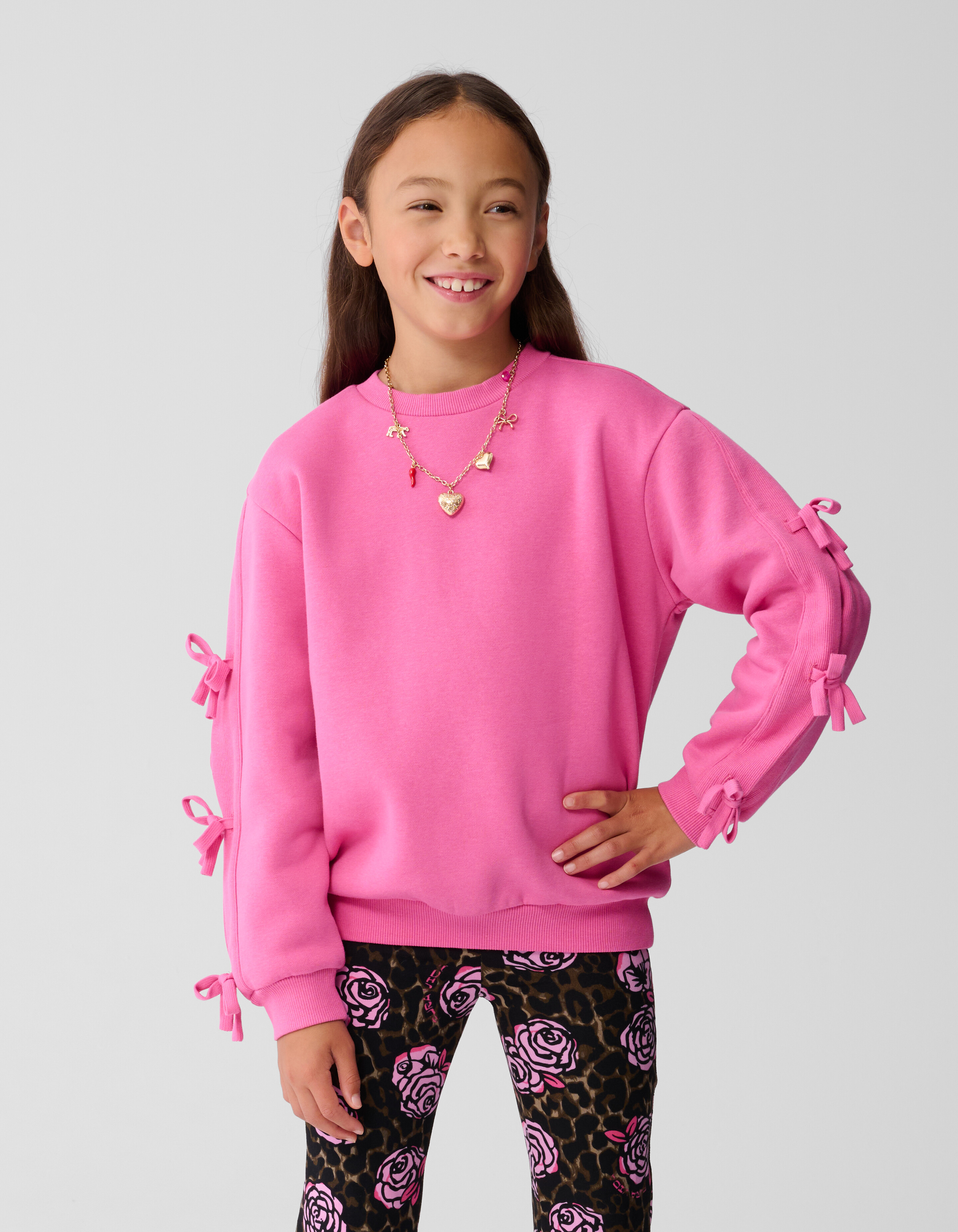 Rosenbedruckte ausgestellte Hose Braun SHOEBY GIRLS