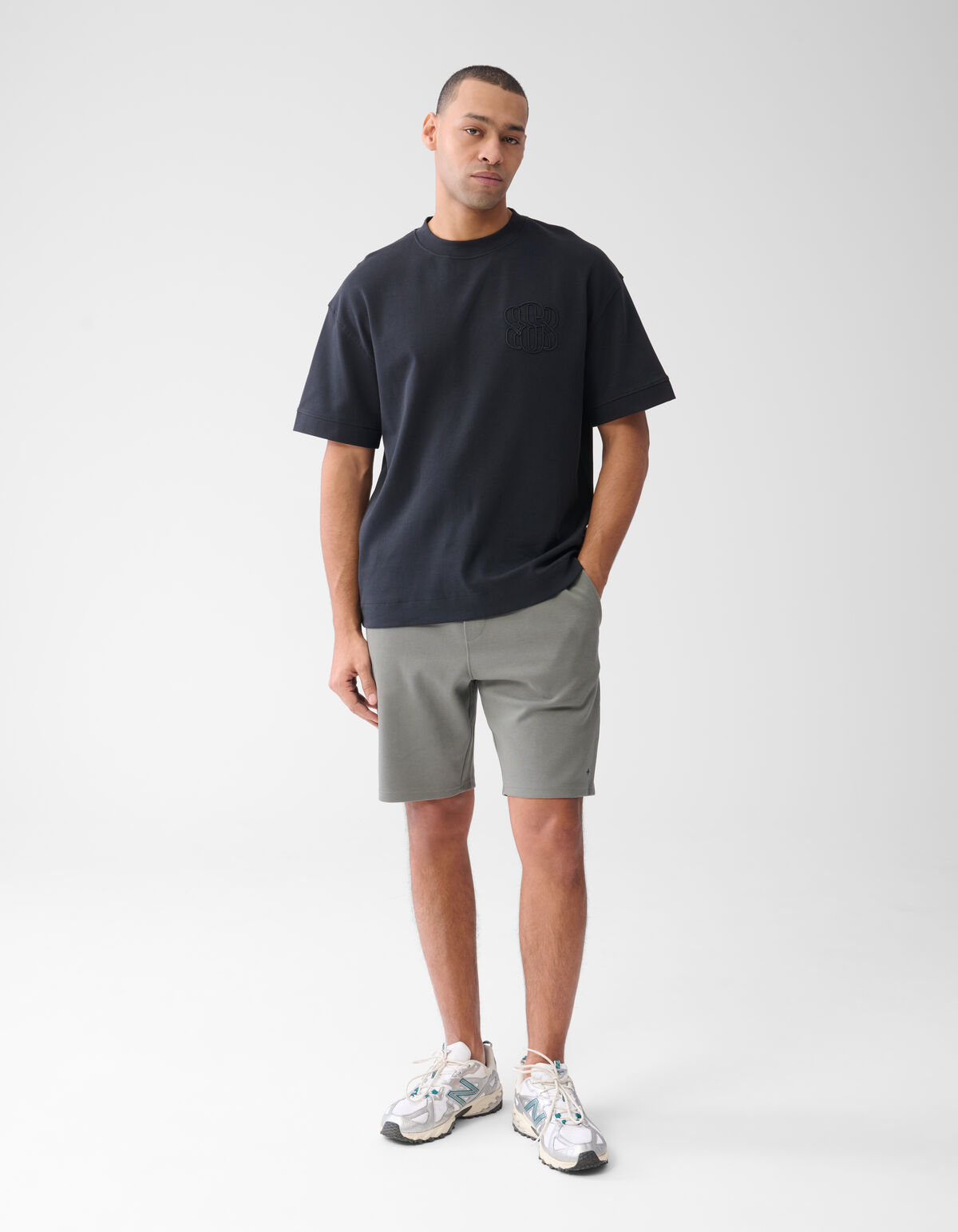 Stickerei-T-Shirt Dunkelblau SHOEBY MEN