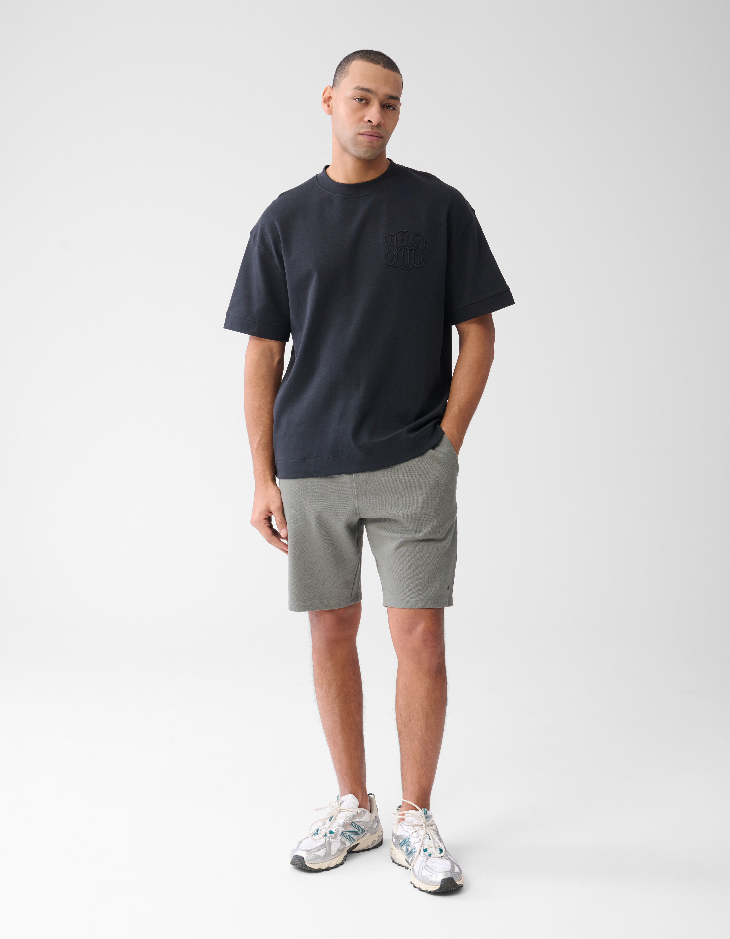 Stickerei-T-Shirt Dunkelblau SHOEBY MEN