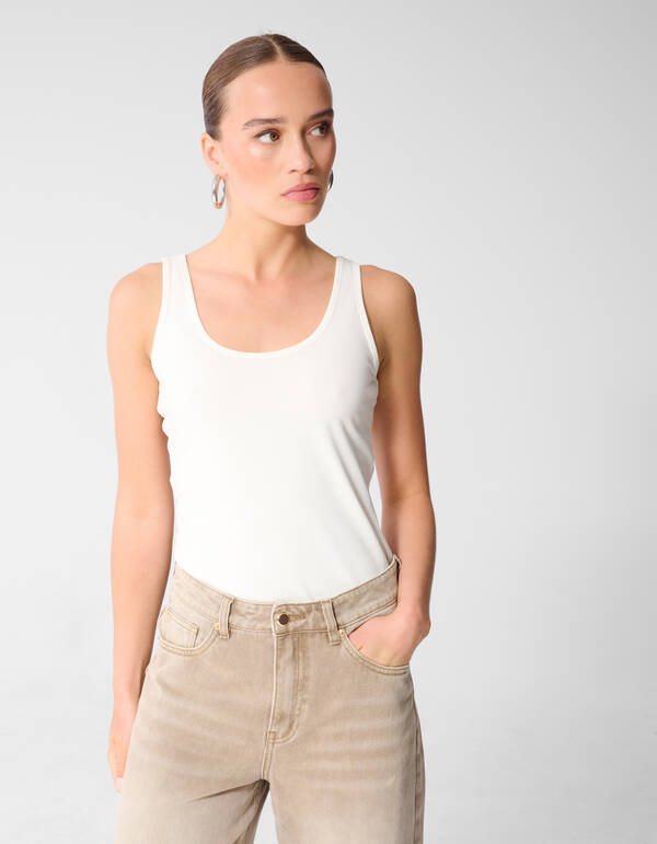 Basic Top Offwhite Eksept