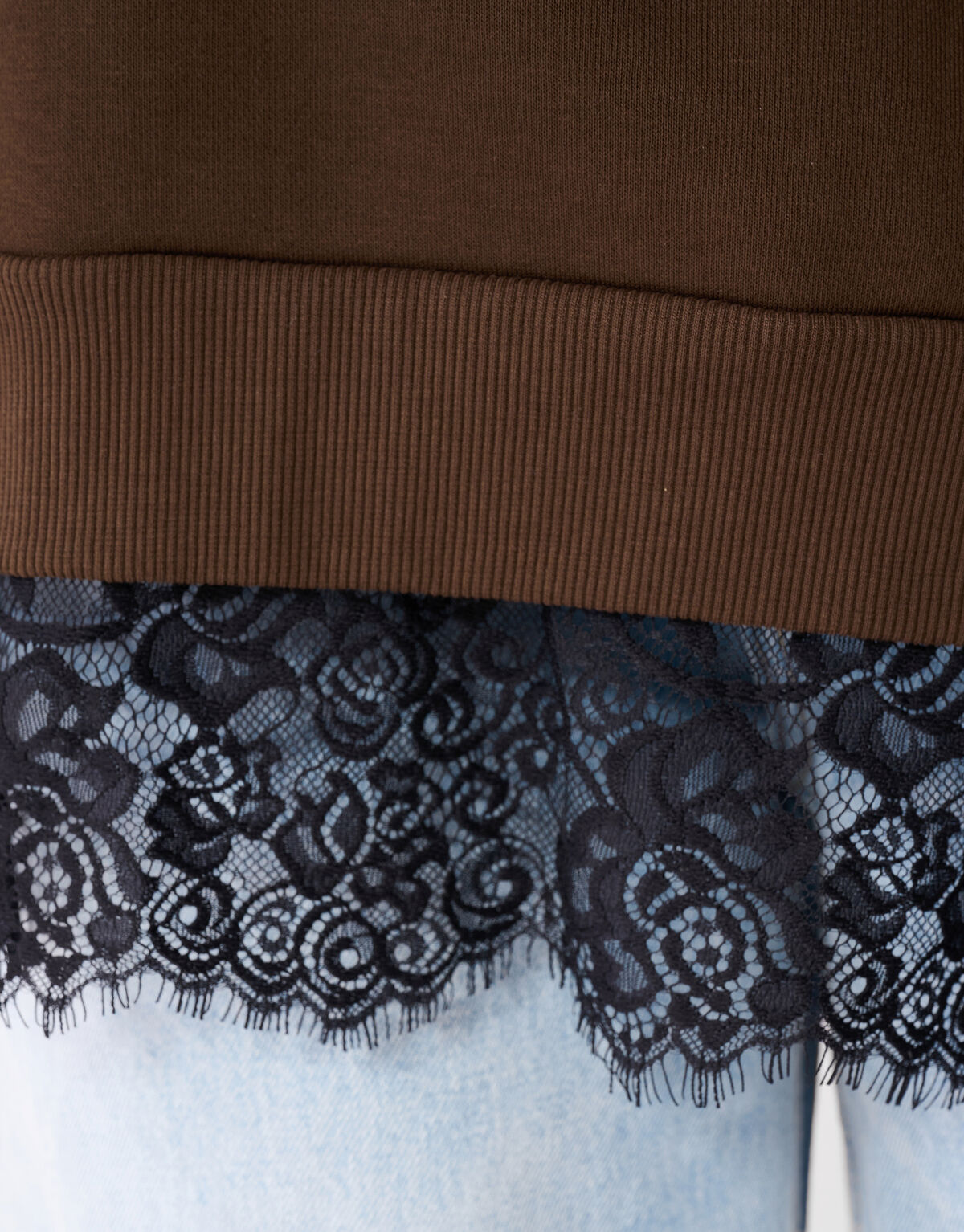 Kanten Oversized Sweater Dunkelbraun SHOEBY WOMEN