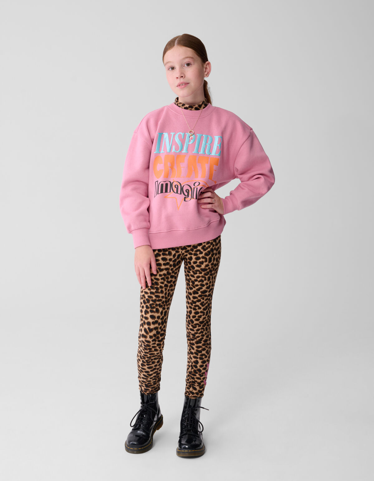 Inspire Artwork Pullover Rosa SHOEBY GIRLS