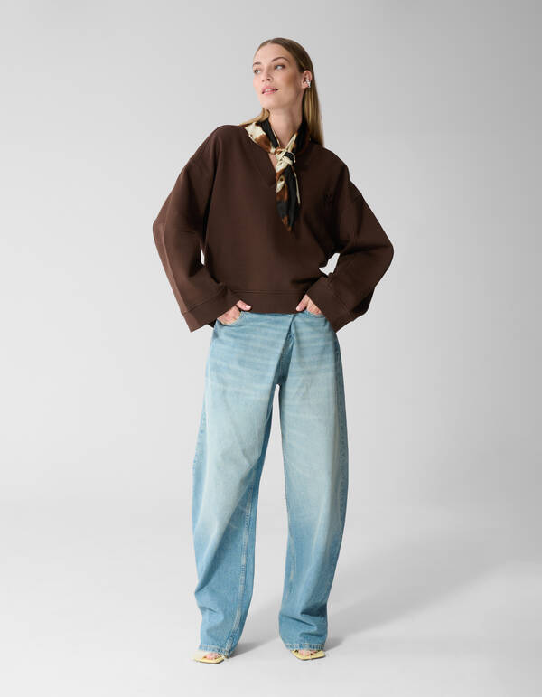 Oversized Pullover mit V-Ausschnitt Dunkelbraun SHOEBY WOMEN