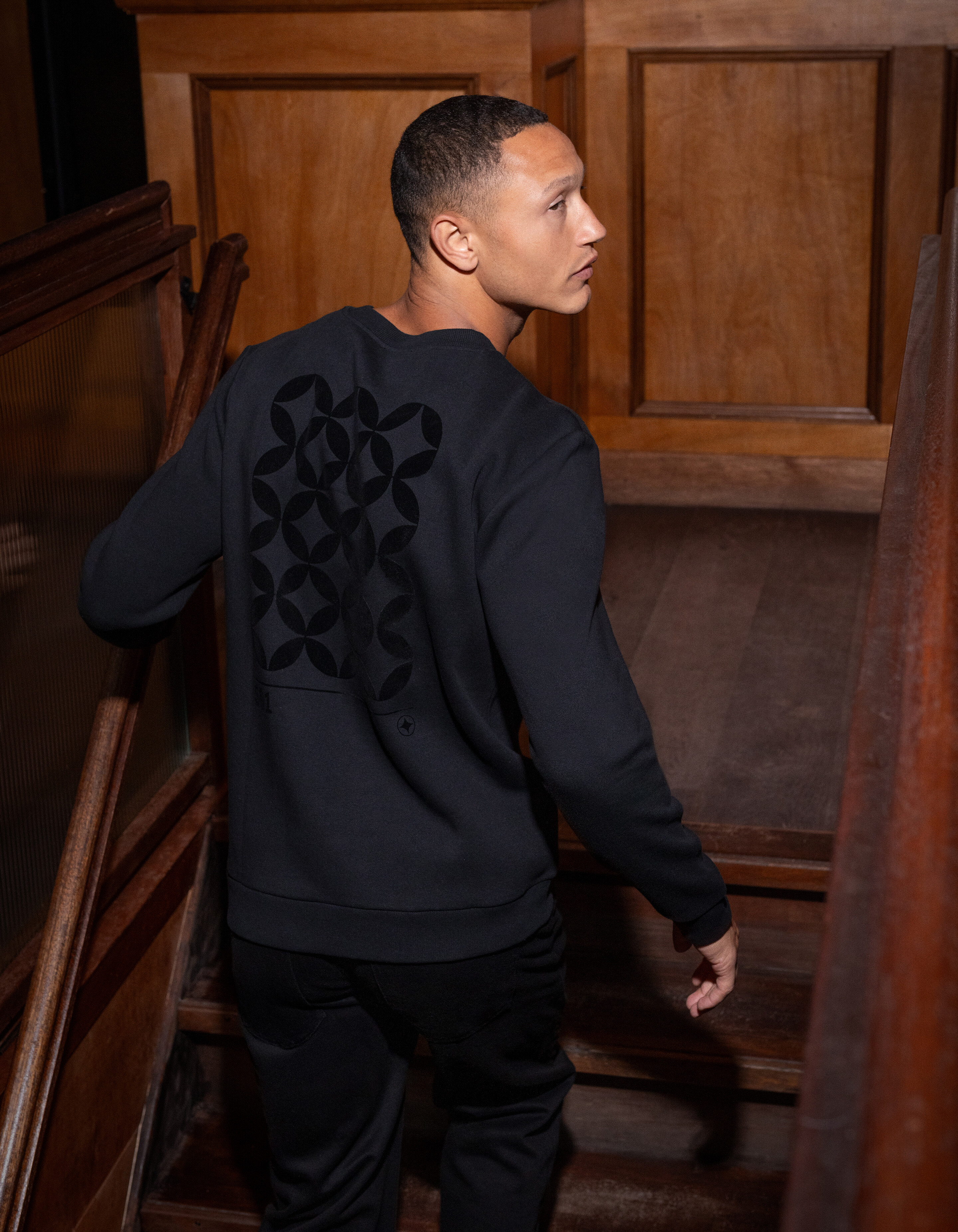 Schwarzer Flockpullover SHOEBY MEN