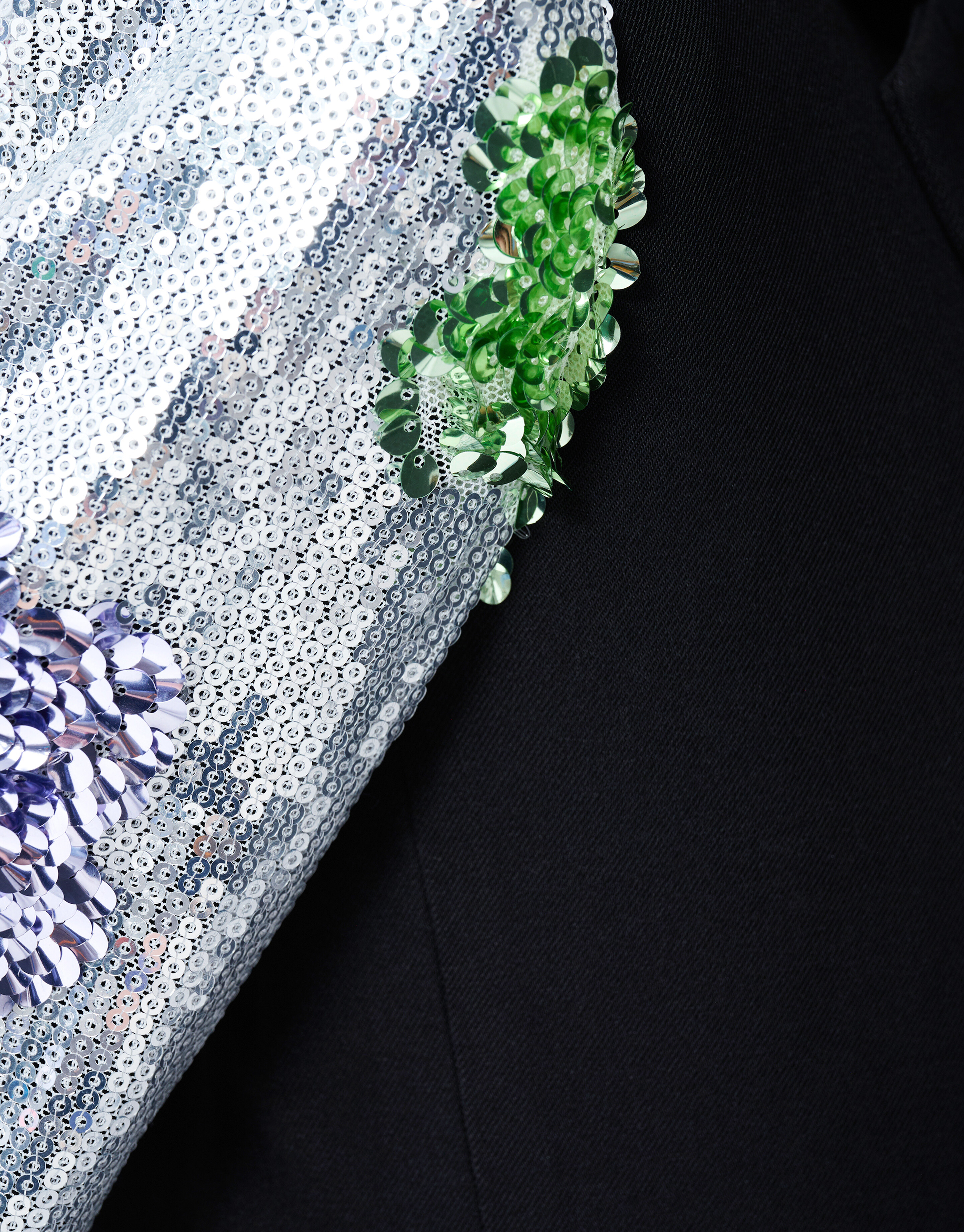 Schwarzer Blazer mit Blumen-Paillettenbesatz SHOEBY GIRLS