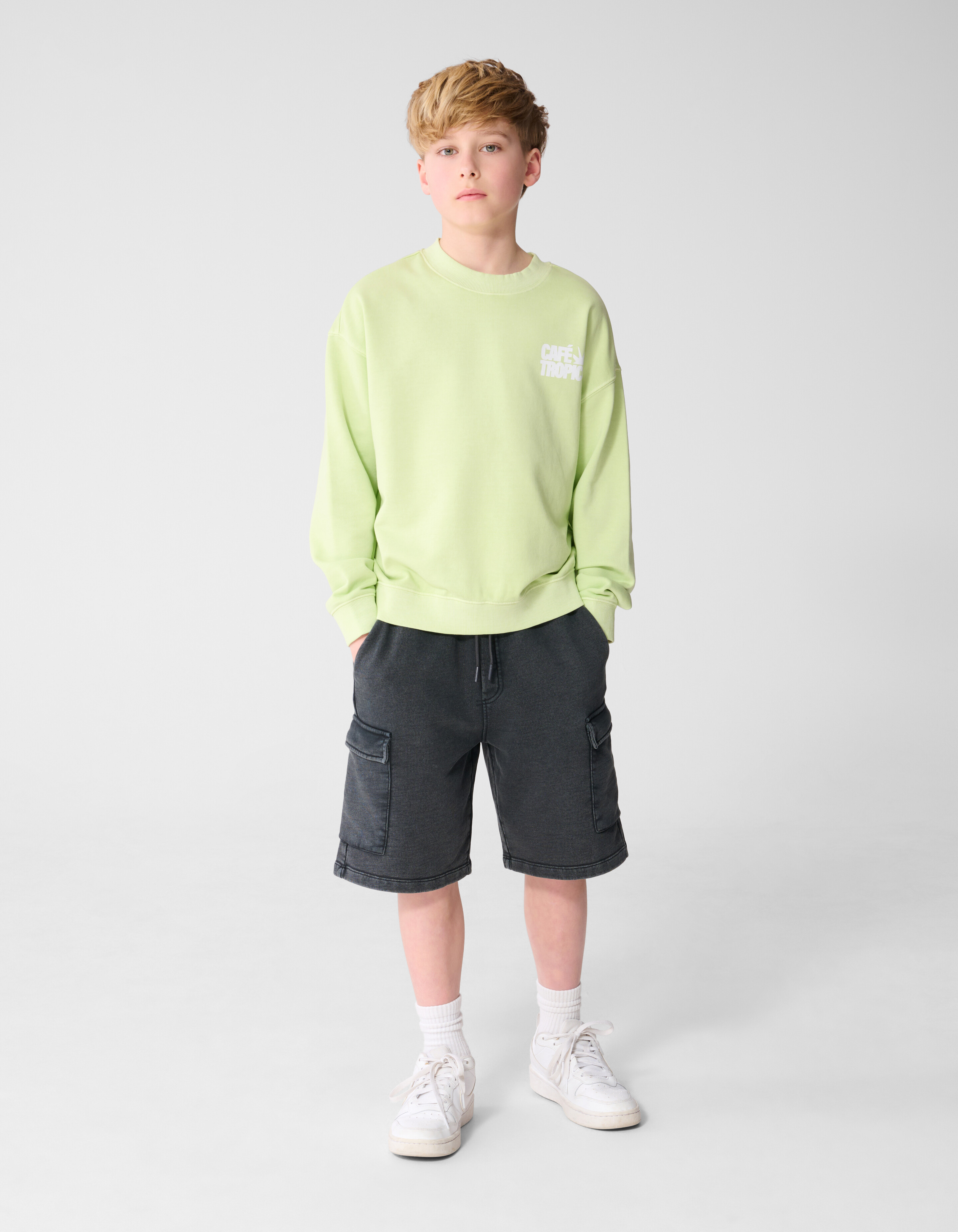 Caf&eacute; Tropico Artwork Pullover Hellgr&uuml;n SHOEBY BOYS