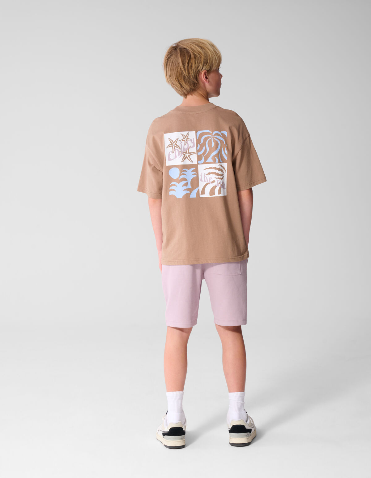 Oversized Sonnenkunst-T-Shirt Hellbraun SHOEBY BOYS