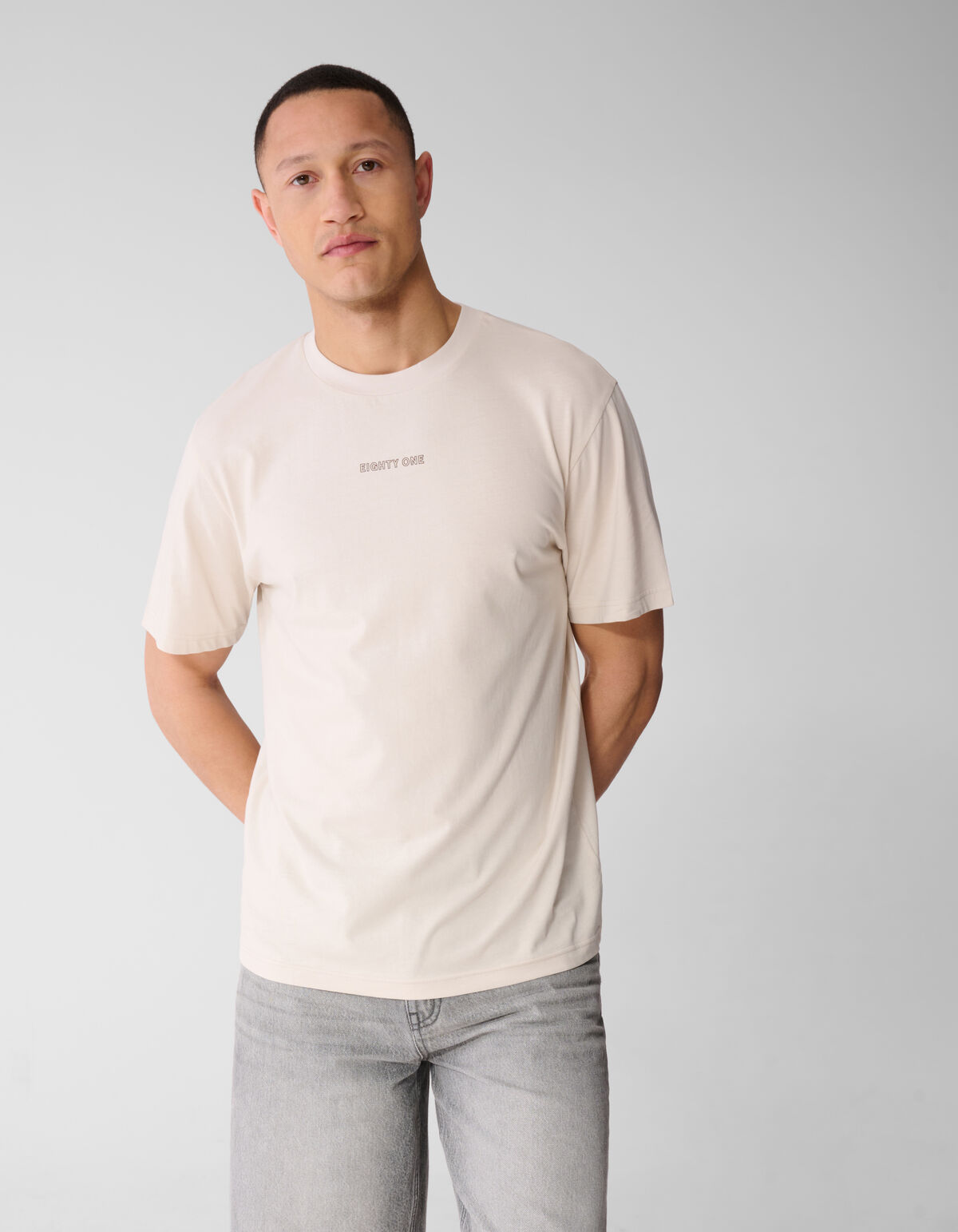 Eighty One T-Shirt Hellgrau SHOEBY MEN