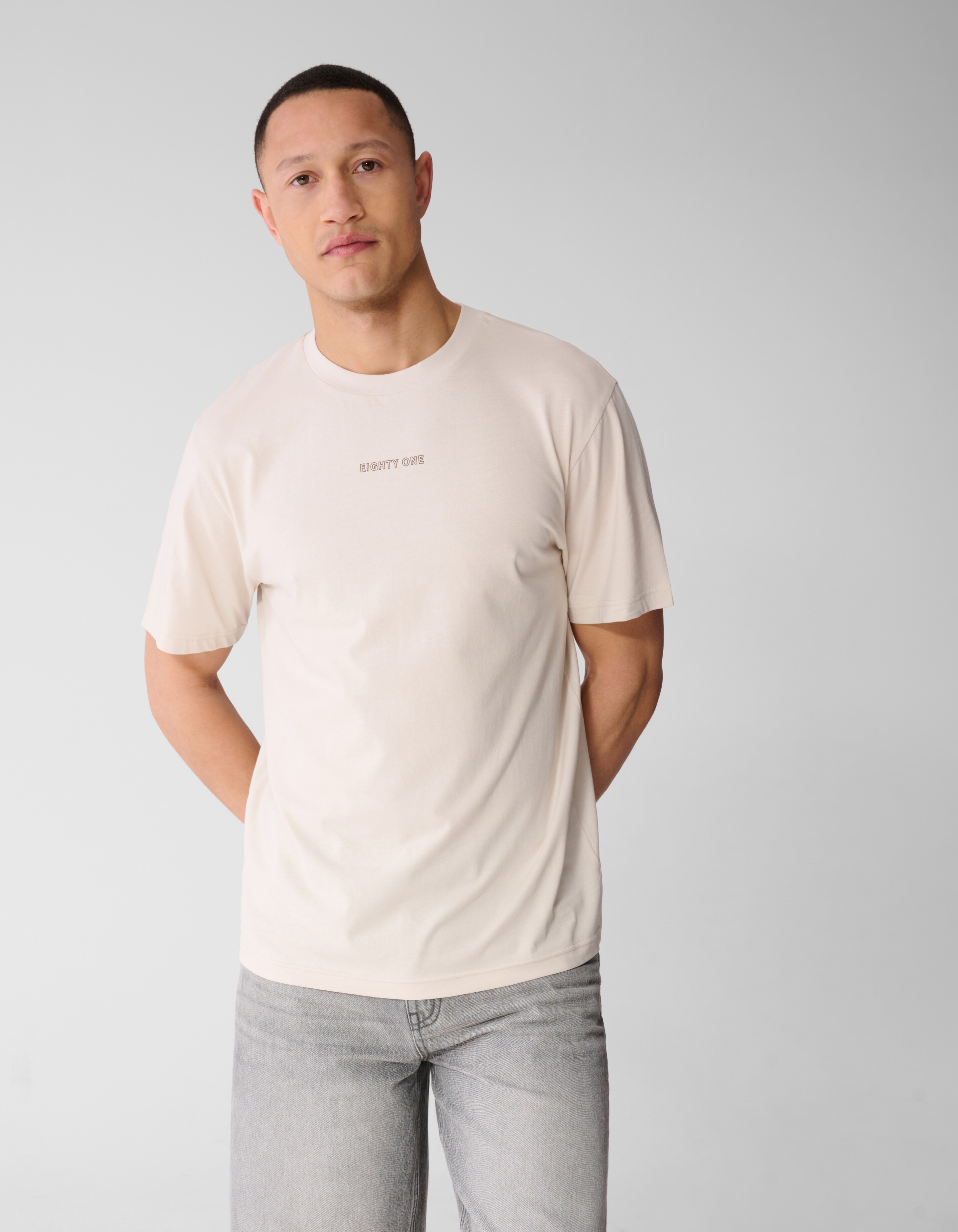 Eighty One T-Shirt Hellgrau SHOEBY MEN