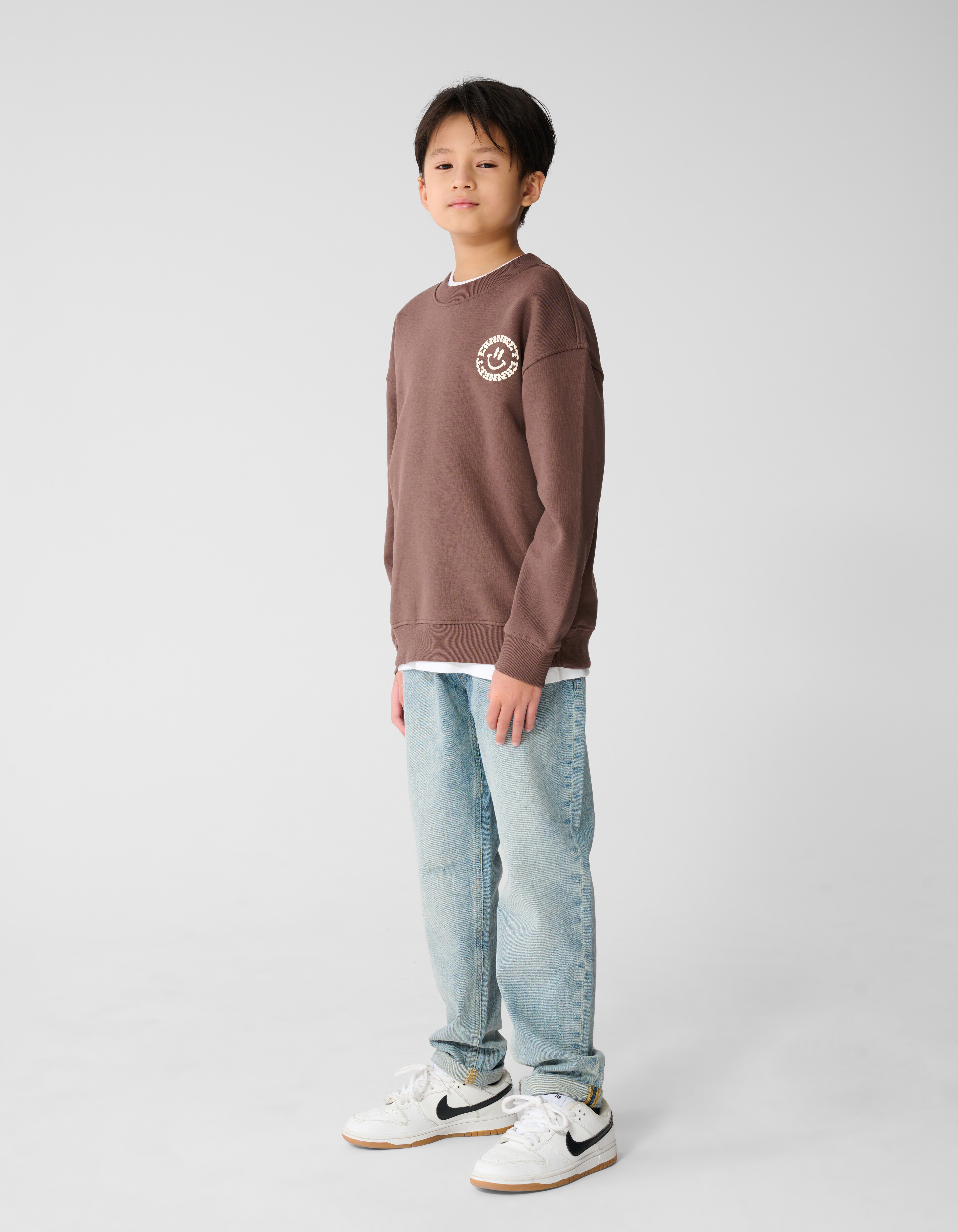 Verleihen Sie Ihrem Look mit dieser Tasche einen H SHOEBY BOYS