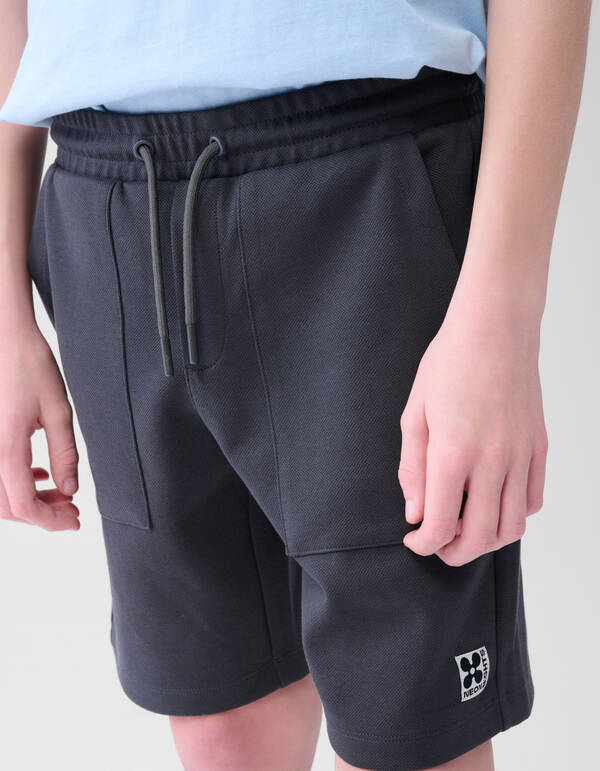 Piqu&eacute;-Label-Short Dunkelgrau SHOEBY BOYS