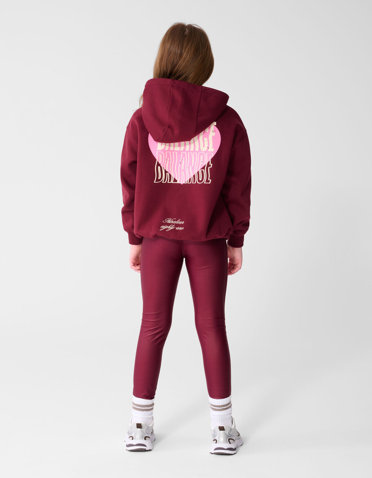 Balance Artwork Hoodie Dunkelrot SHOEBY GIRLS