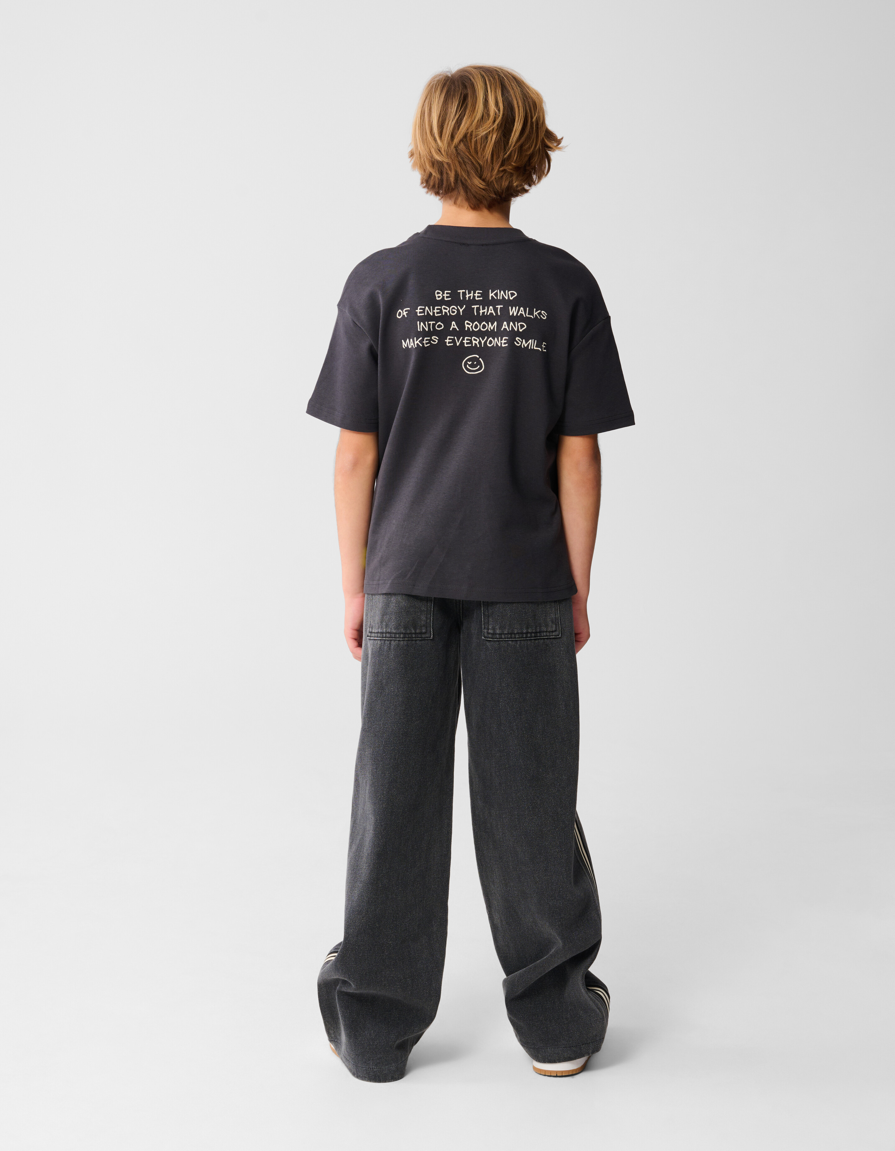 Smiley Artwork T-Shirt Dunkelgrau SHOEBY BOYS