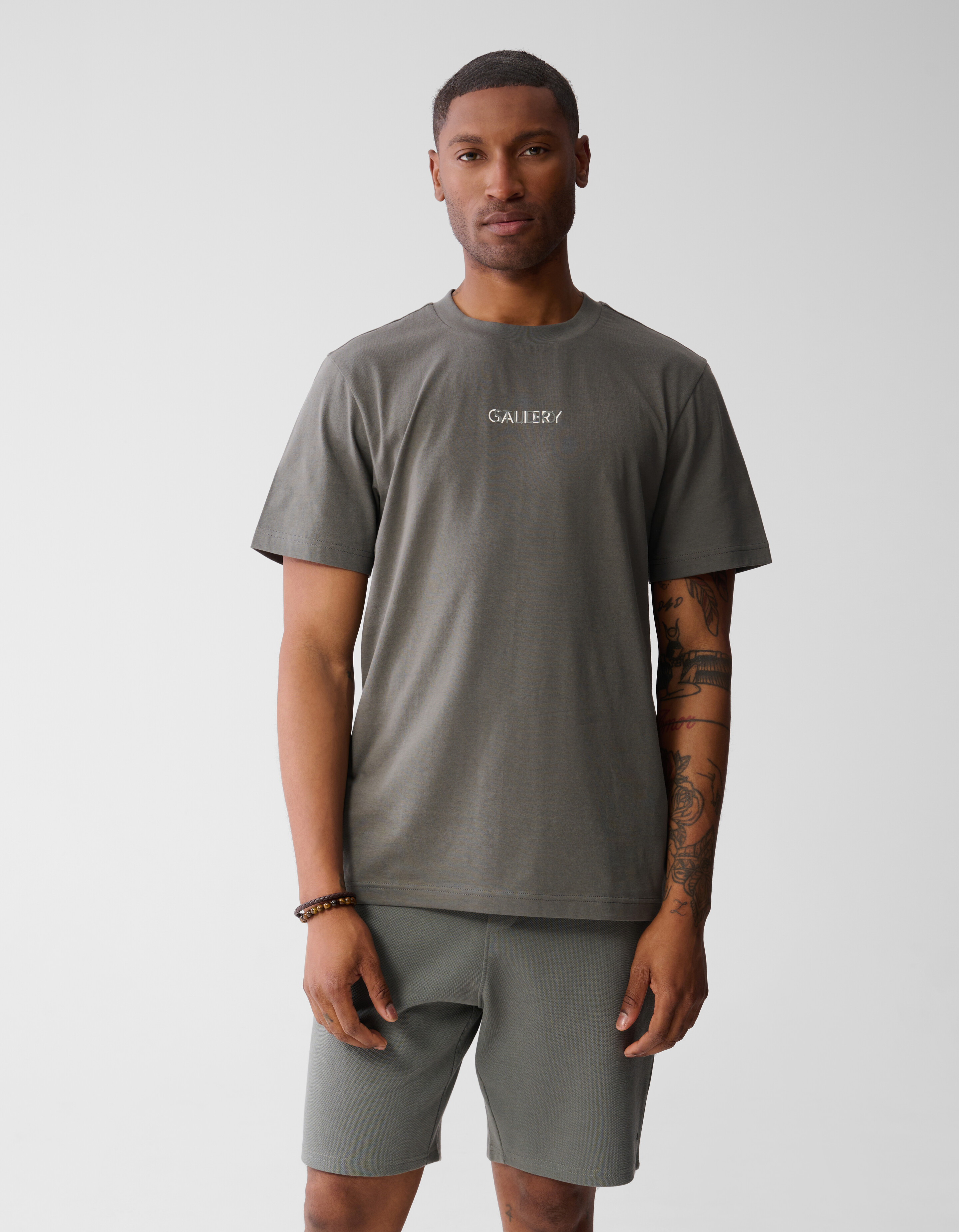 Mixed Text Artwork T-shirt Dunkelgrün SHOEBY MEN