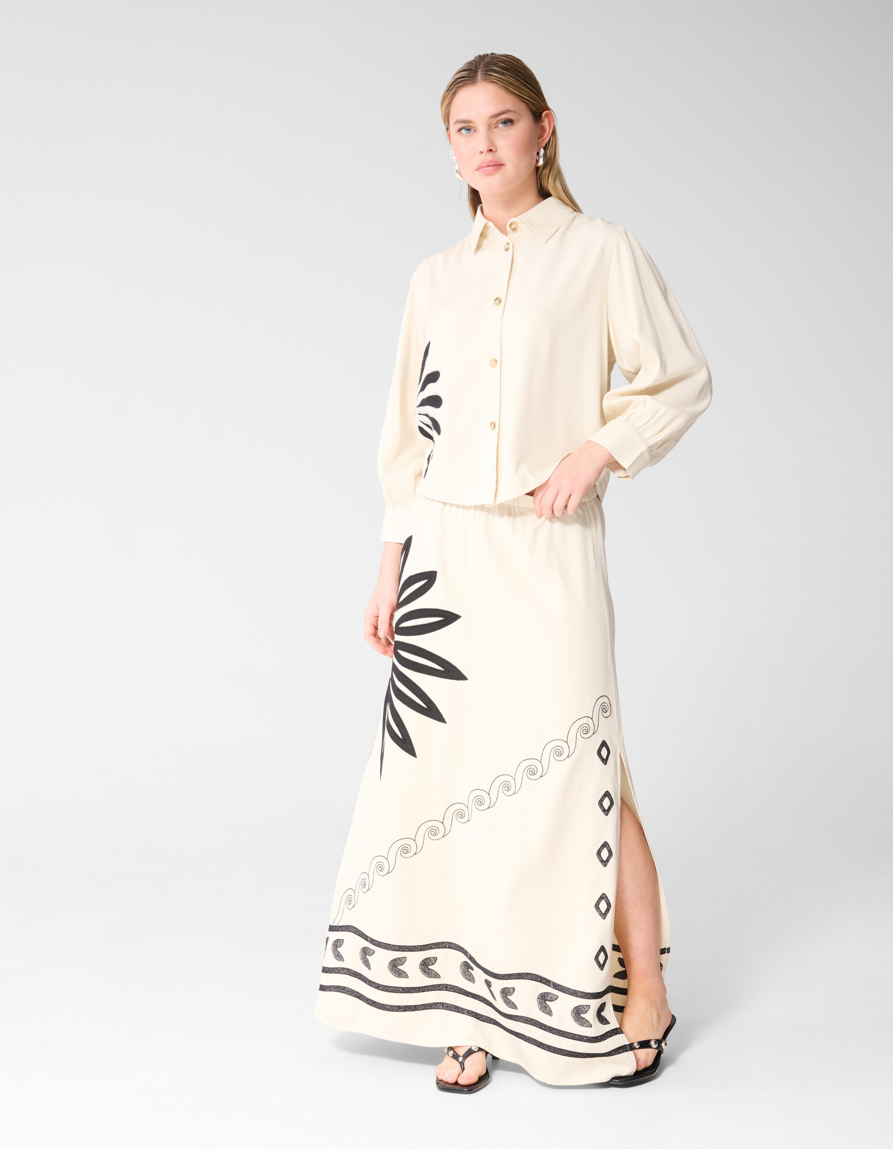 Sun Embroidery Maxirock in gebrochenem Wei&szlig; SHOEBY WOMEN