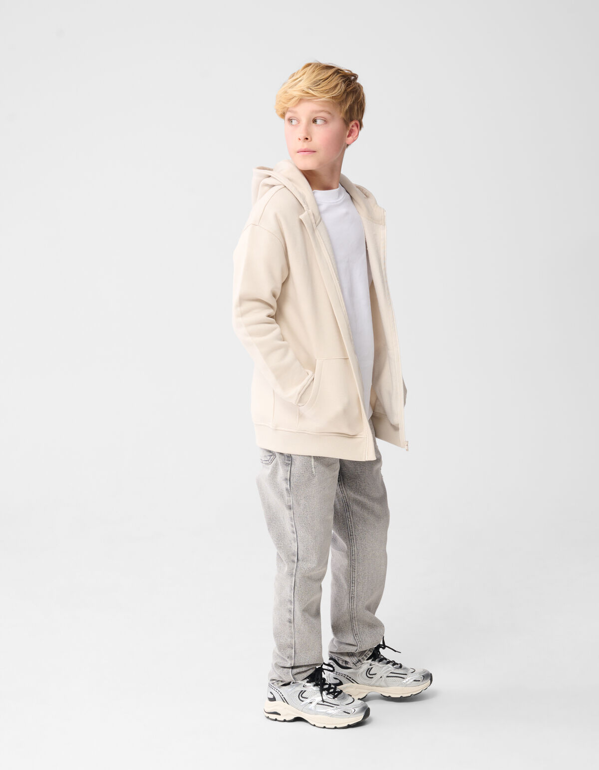 Boardclub Artwork Weste Beige SHOEBY BOYS