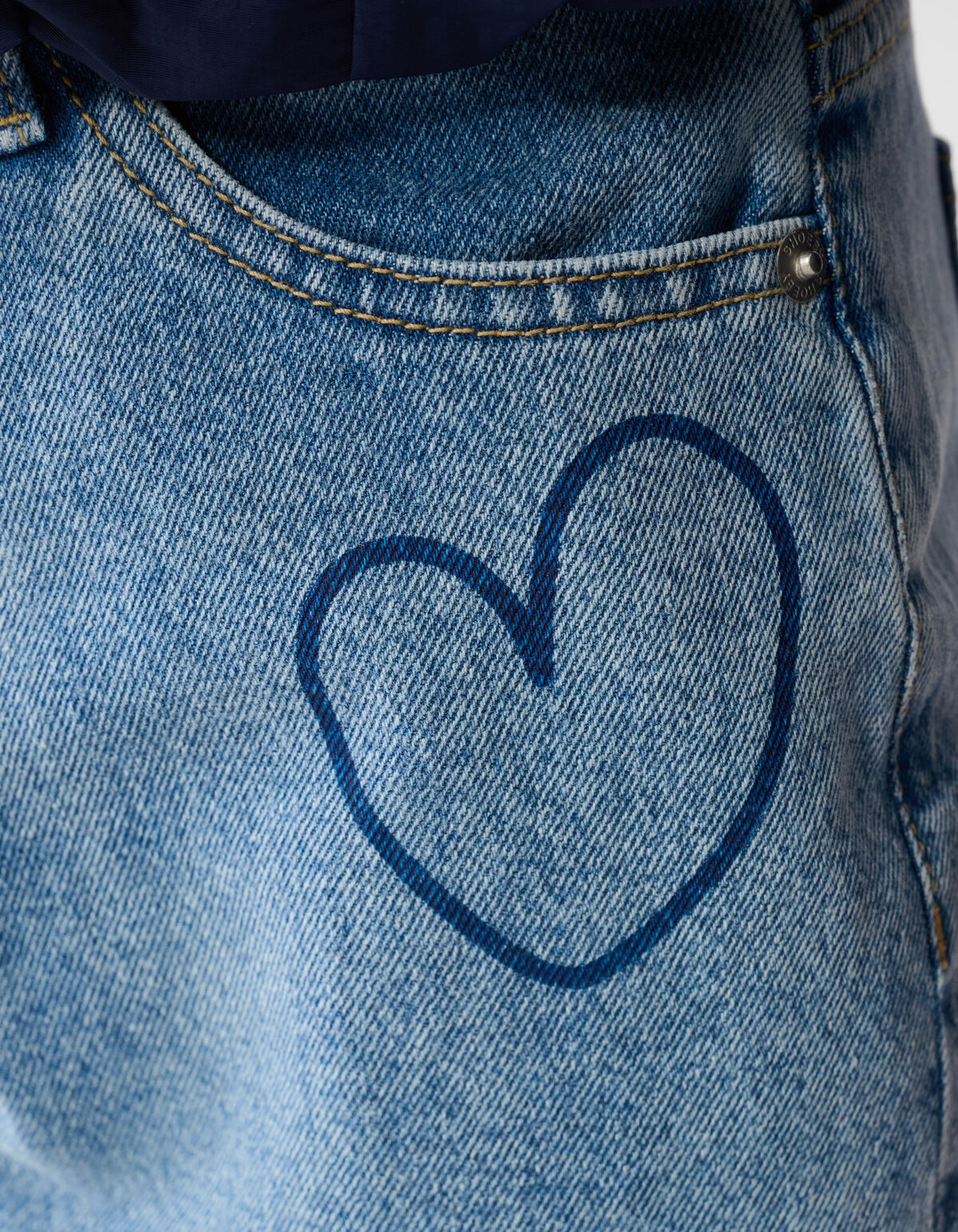 Bedruckte Heart Mom Fit Jeans Blau SHOEBY GIRLS