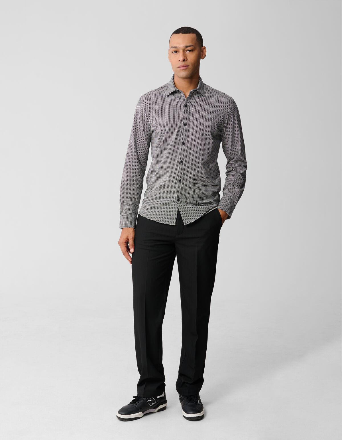 Bedrucktes Logo-Hemd, gebrochenes Wei&szlig; SHOEBY MEN