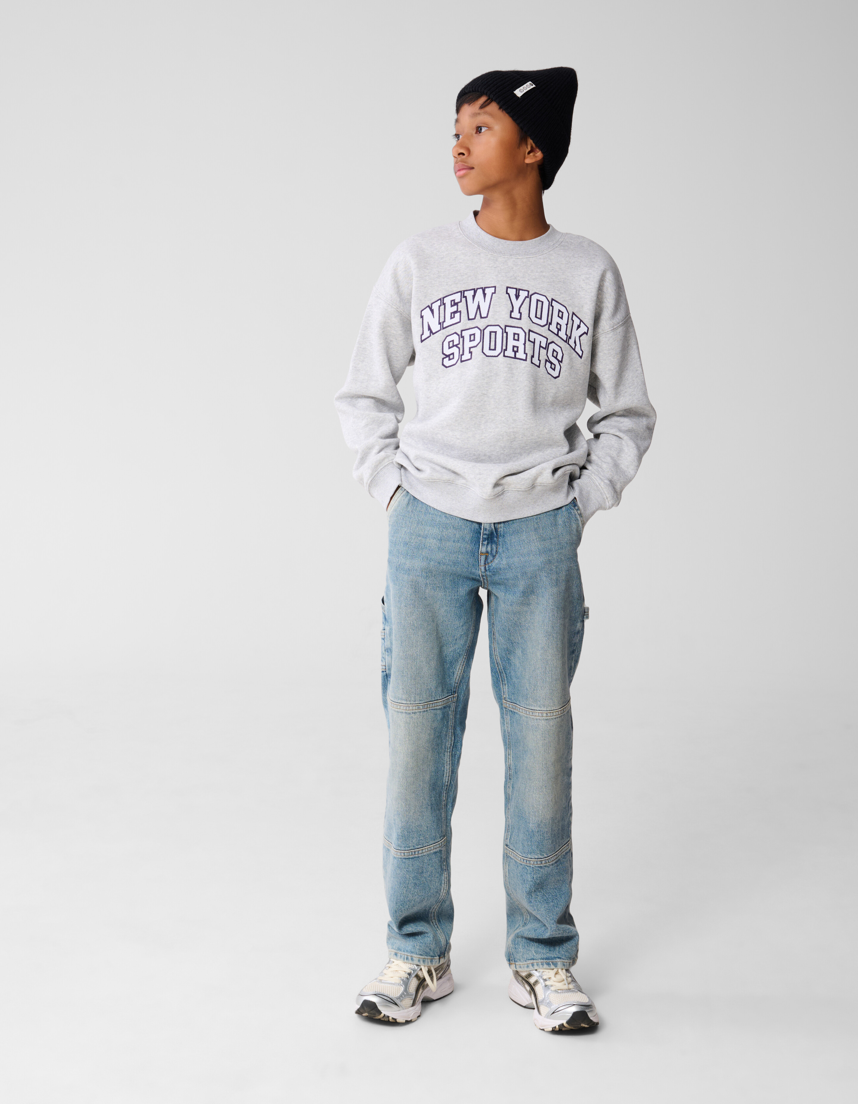 New York Kunstwerk Pullover Hellgrau SHOEBY BOYS