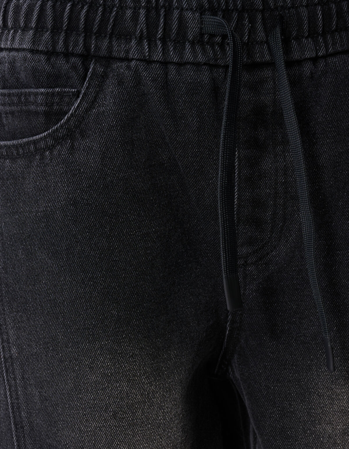Barrel-Fit-Jeans in Schwarz SHOEBY WOMEN