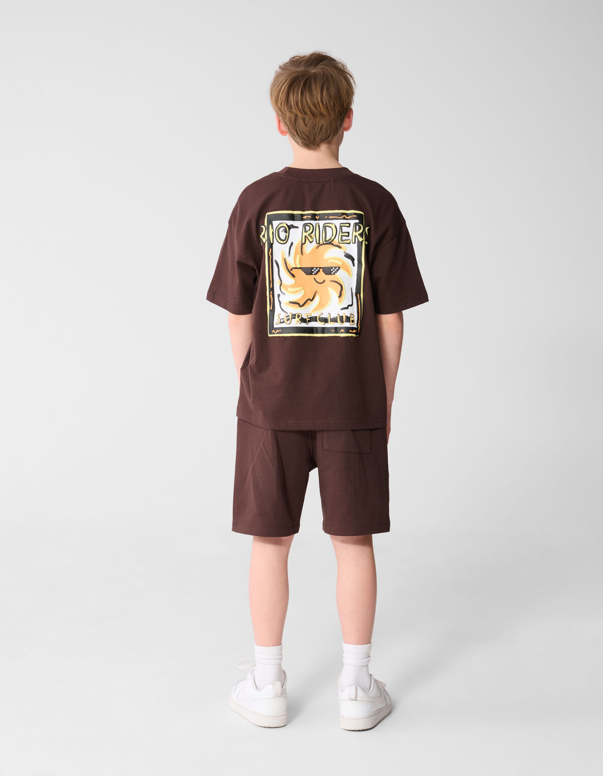 Riders Artwork T-Shirt Dunkelbraun SHOEBY BOYS