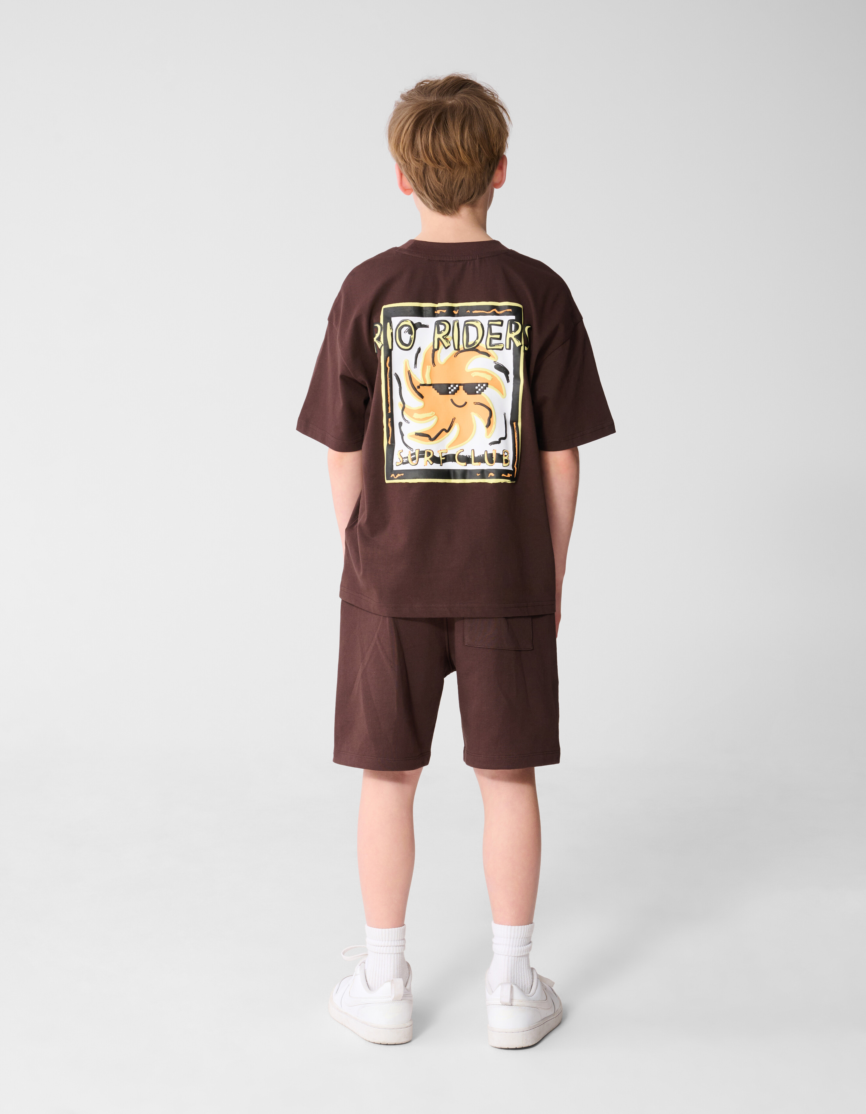 Riders Artwork T-Shirt Dunkelbraun SHOEBY BOYS