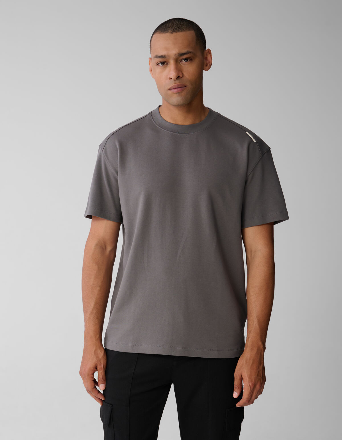 Label-T-Shirt Dunkelgrün SHOEBY MEN