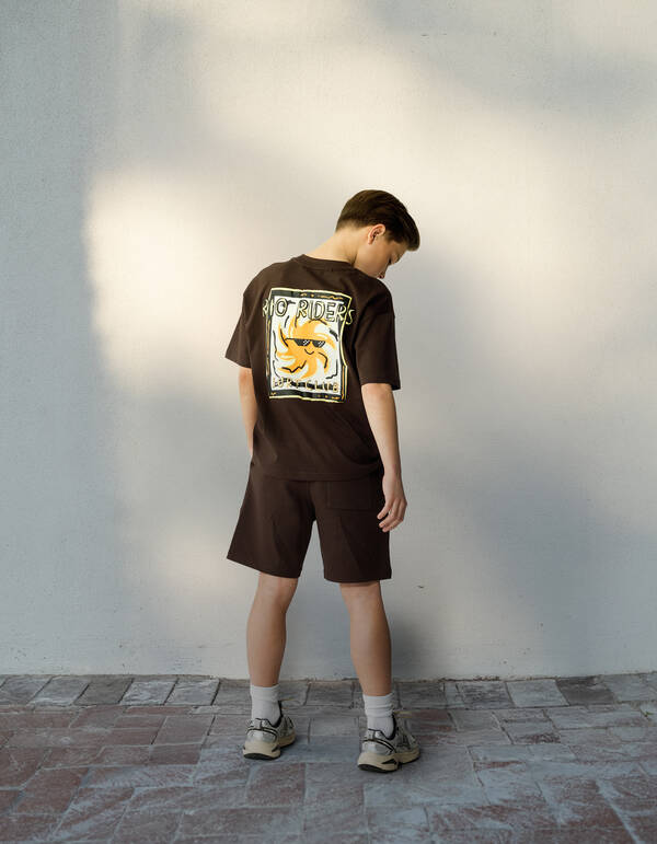 Riders Artwork T-Shirt Dunkelbraun SHOEBY BOYS