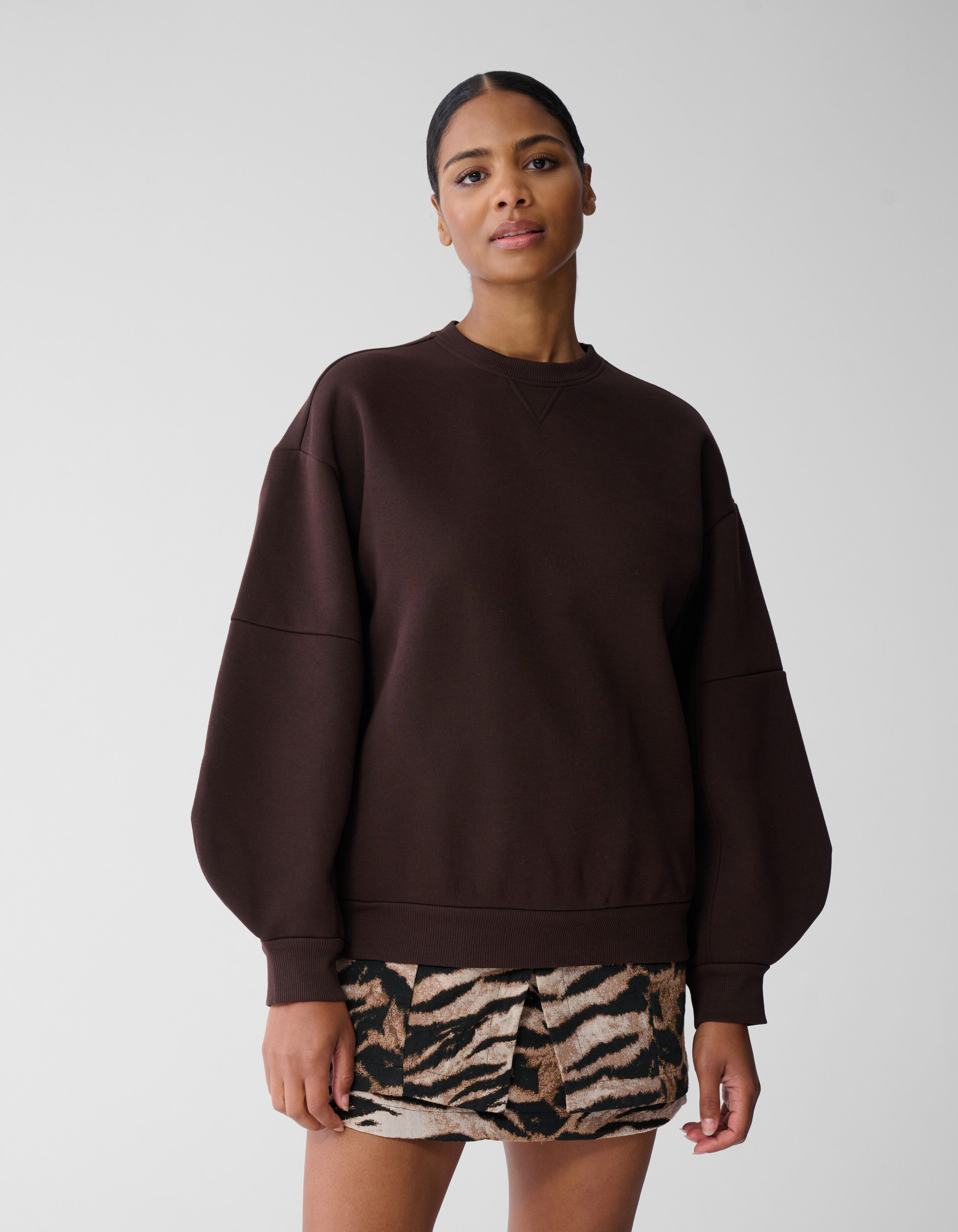 Pullover mit großen Ärmeln Dunkelbraun SHOEBY WOMEN