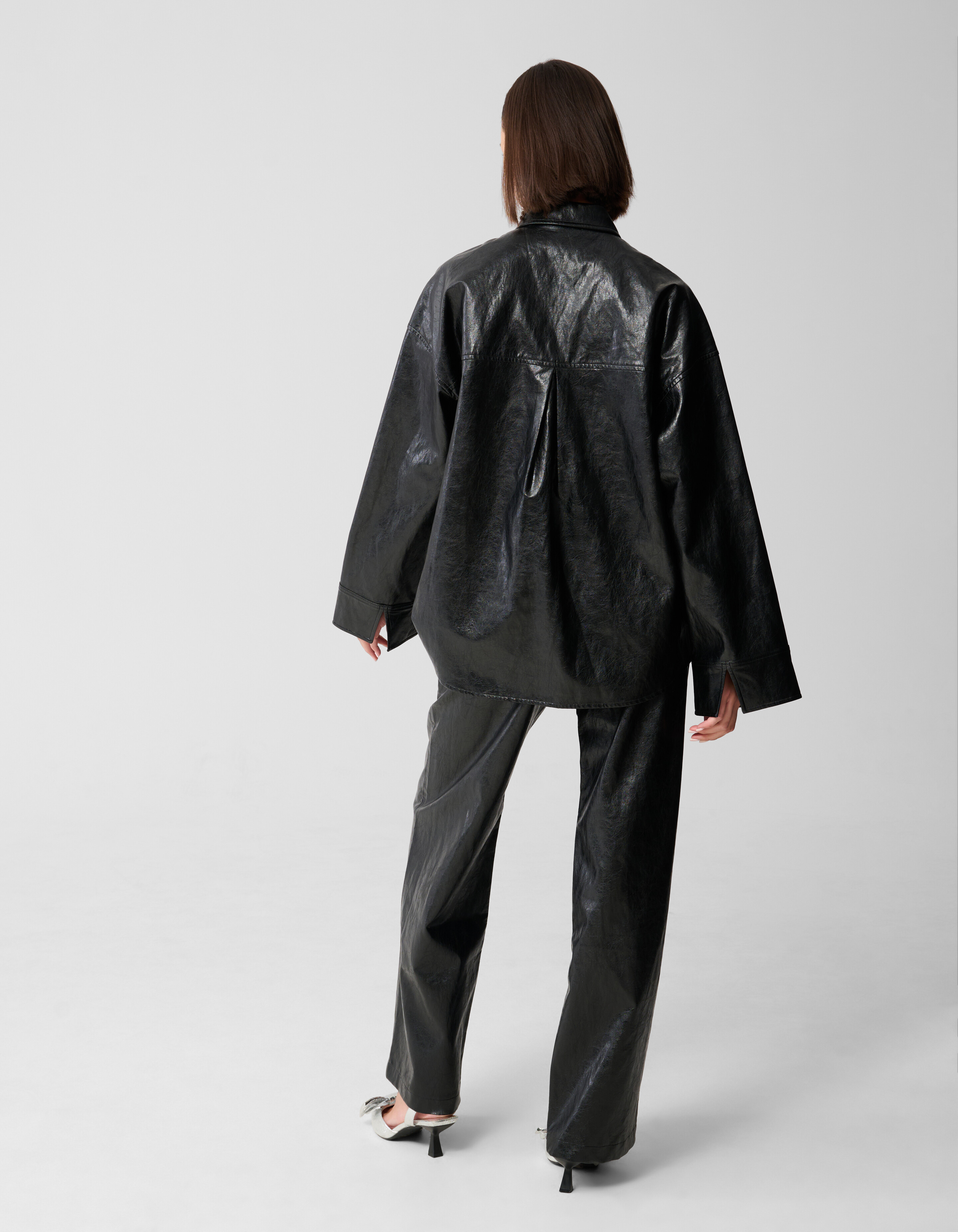 Straight Fit Hose aus veganem Leder Schwarz SHOEBY WOMEN