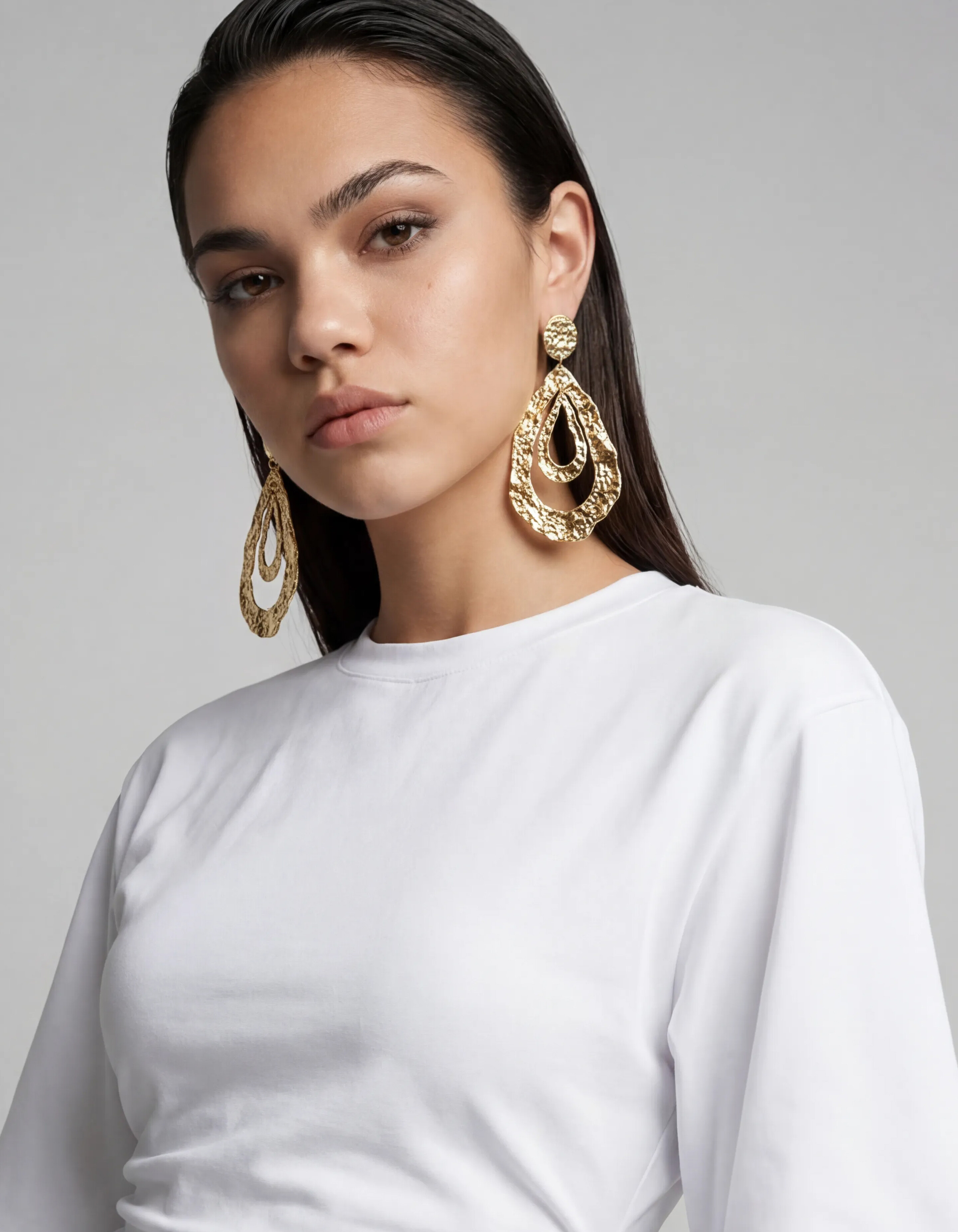 H&auml;mmernde ovale Ohrringe Gold SHOEBY ACCESSOIRES