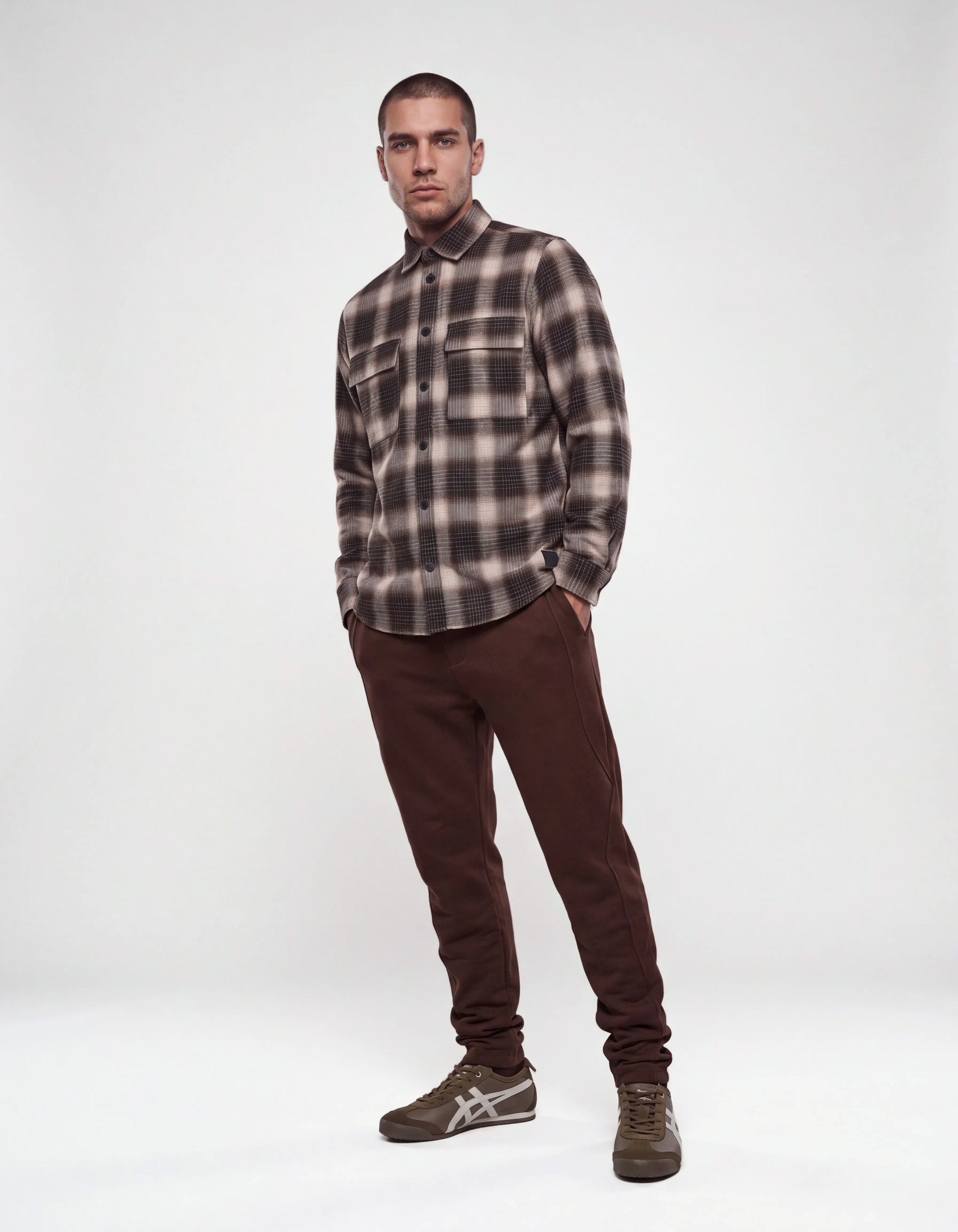 Hemd mit Karomuster in Relaxed Fit Dunkelbraun SHOEBY MEN