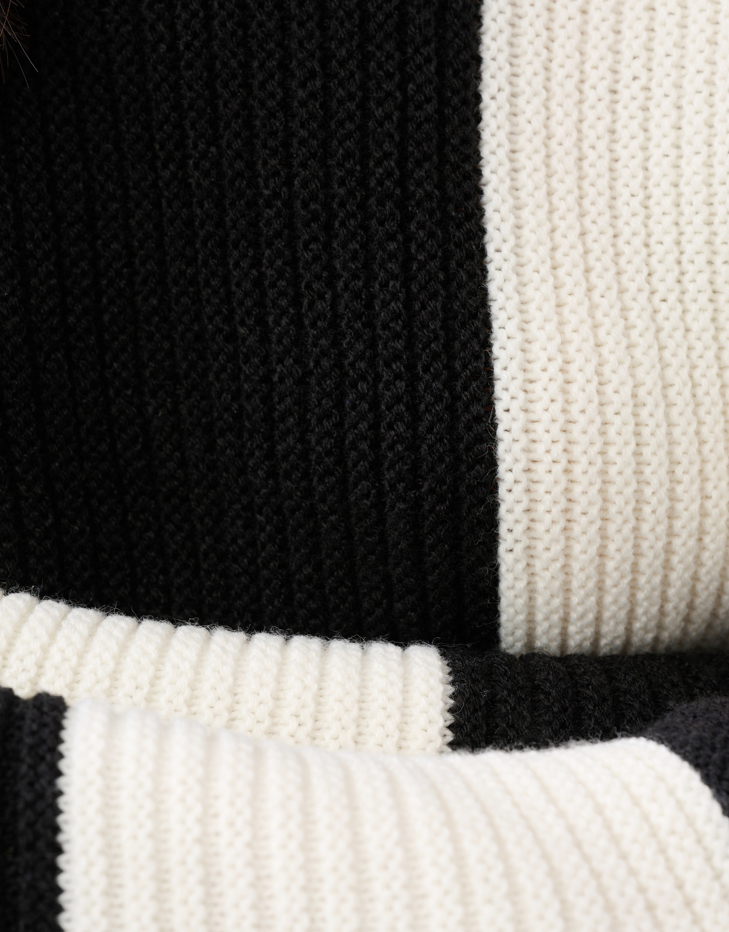 Streifen-Pullover Schwarz/Weiß SHOEBY WOMEN