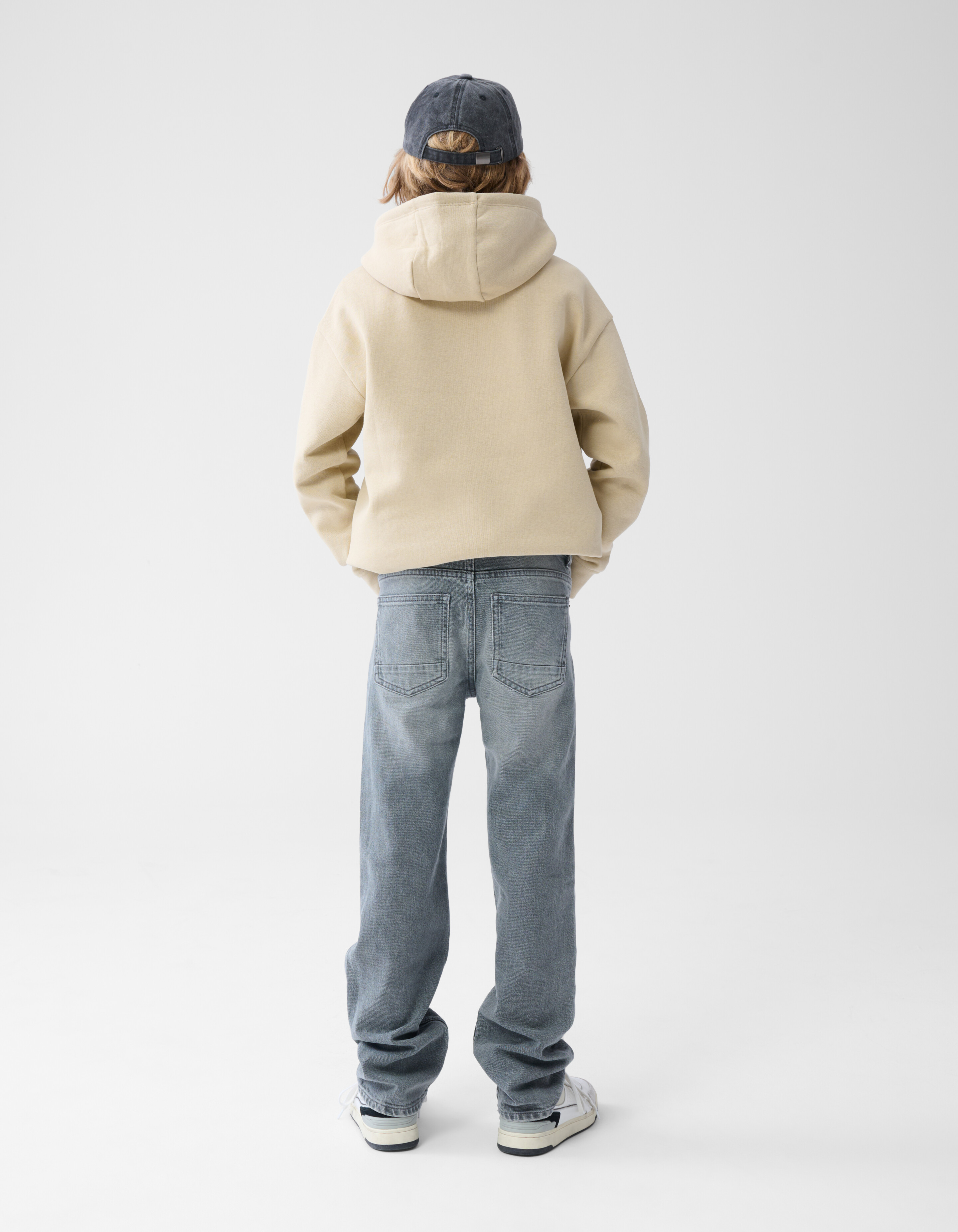 Straight Fit Jeans Grau SHOEBY BOYS