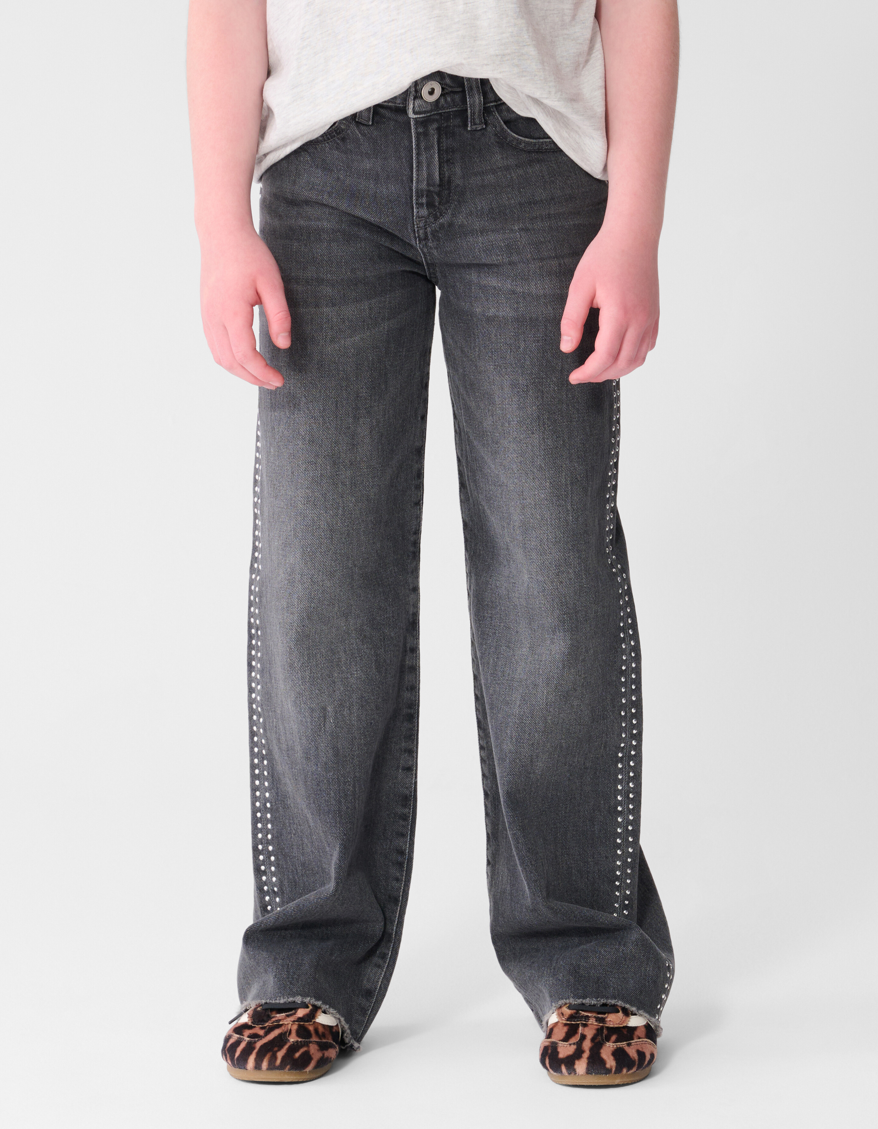 Schwarze Jeans mit Nieten und weitem Bein SHOEBY GIRLS