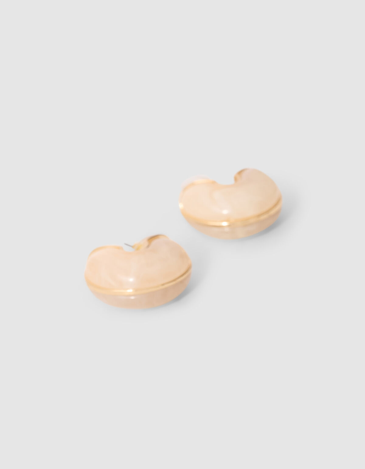 Halbkreis-Ohrringe Gebrochenes Wei&szlig; SHOEBY ACCESSOIRES