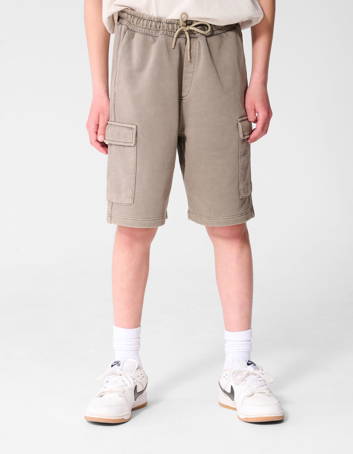 Lockere Passform Cargo Shorts Taupe SHOEBY BOYS